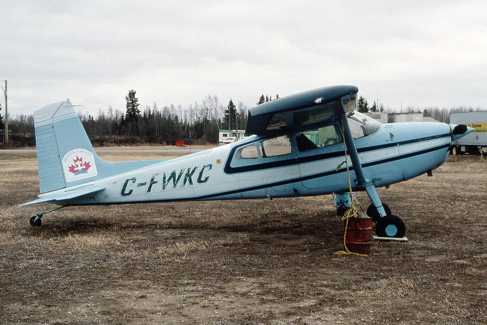 C-FWKC — Cessna