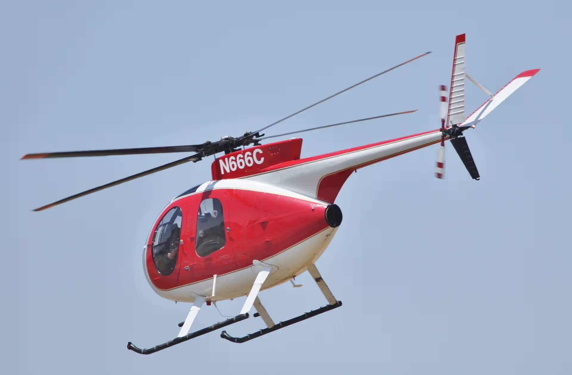 N666C — Helicopter