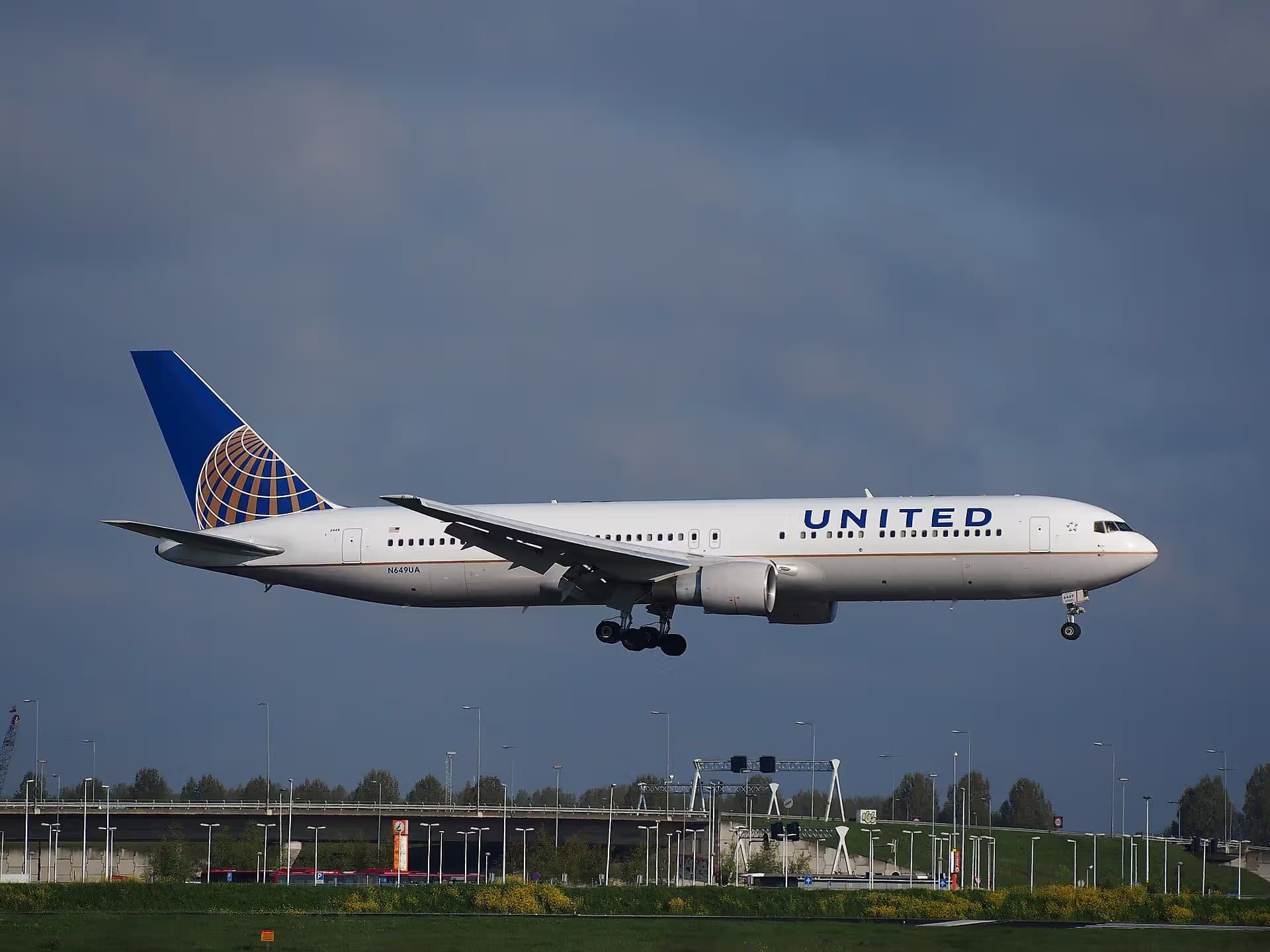 N649UA — Boeing