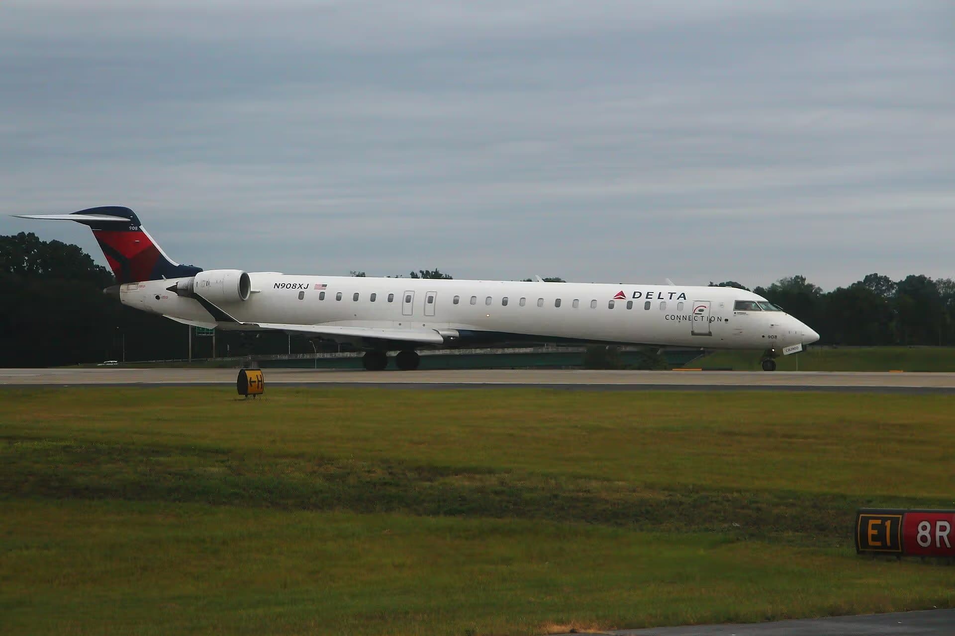 N908XJ — Bombardier