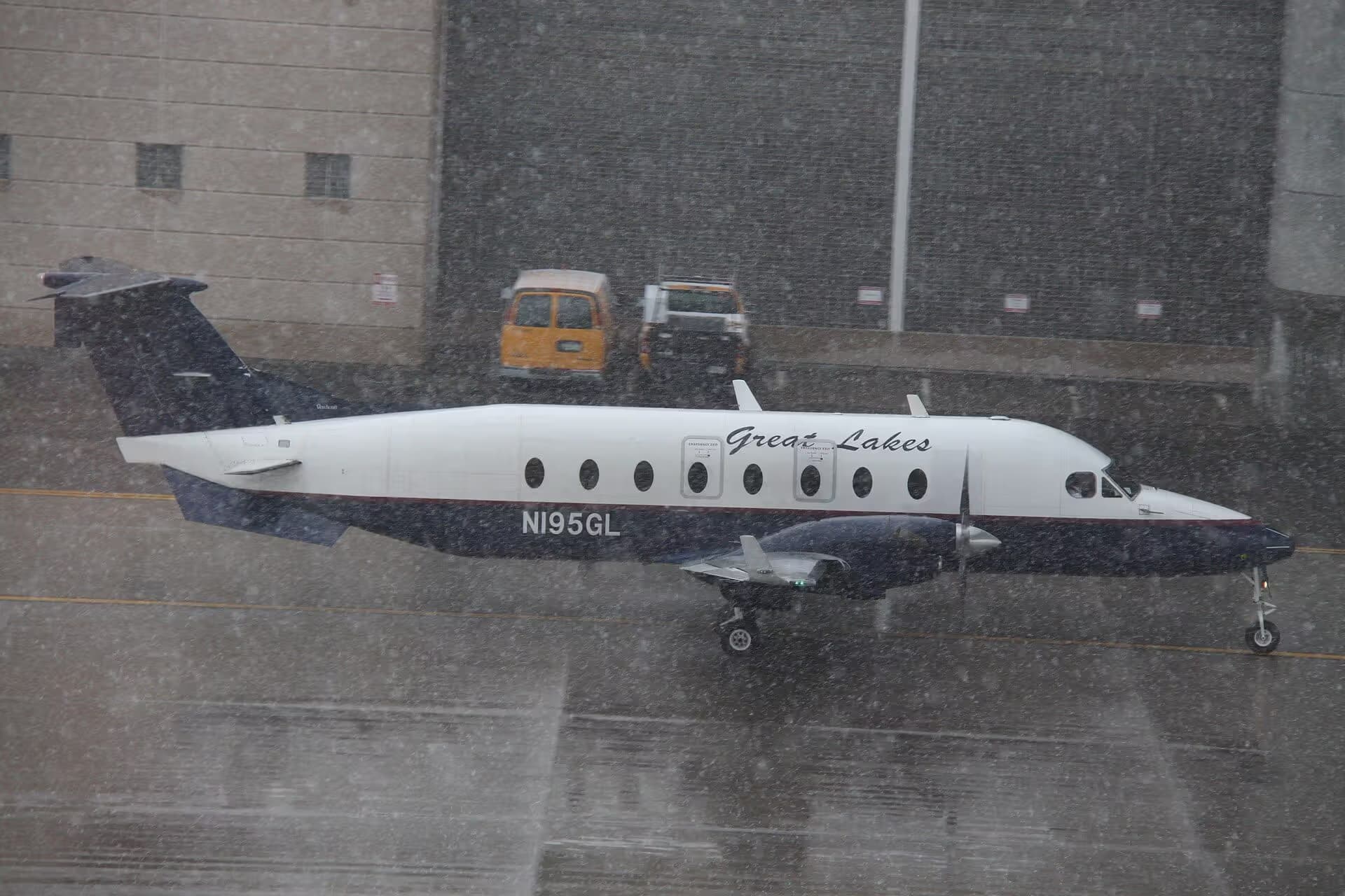 N195GL — Beech