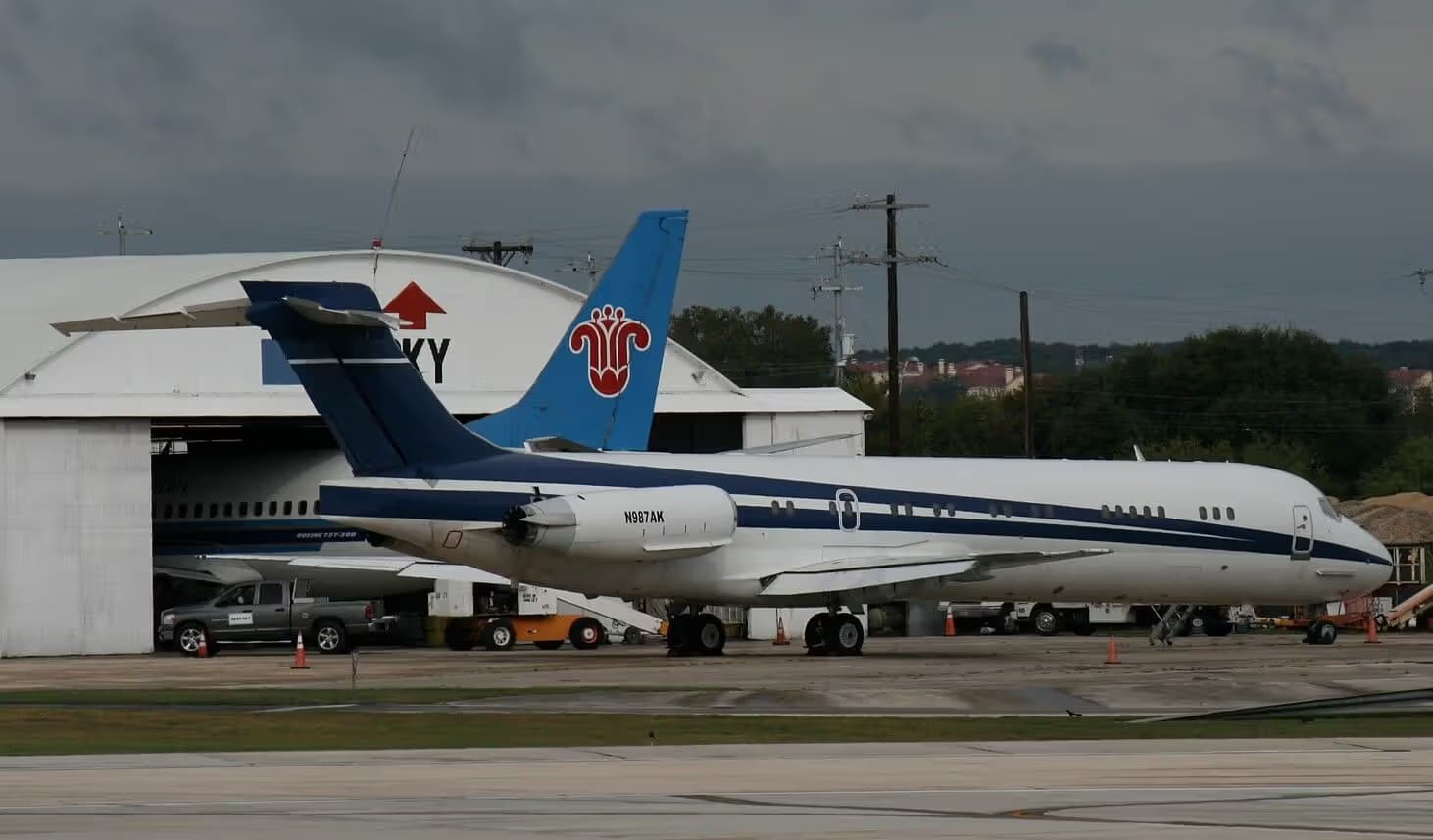 N987AK — Business jet