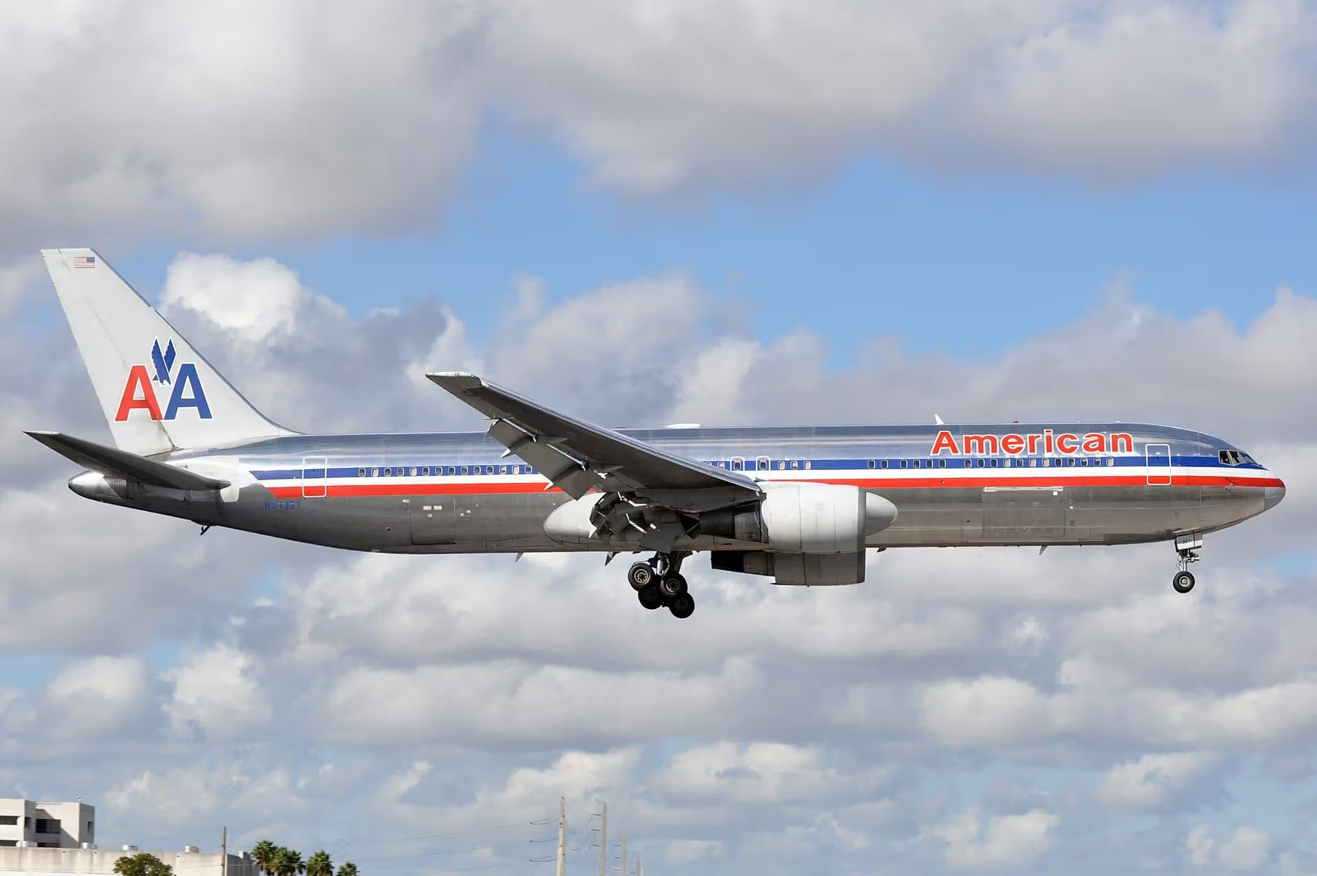 N39367 — Boeing