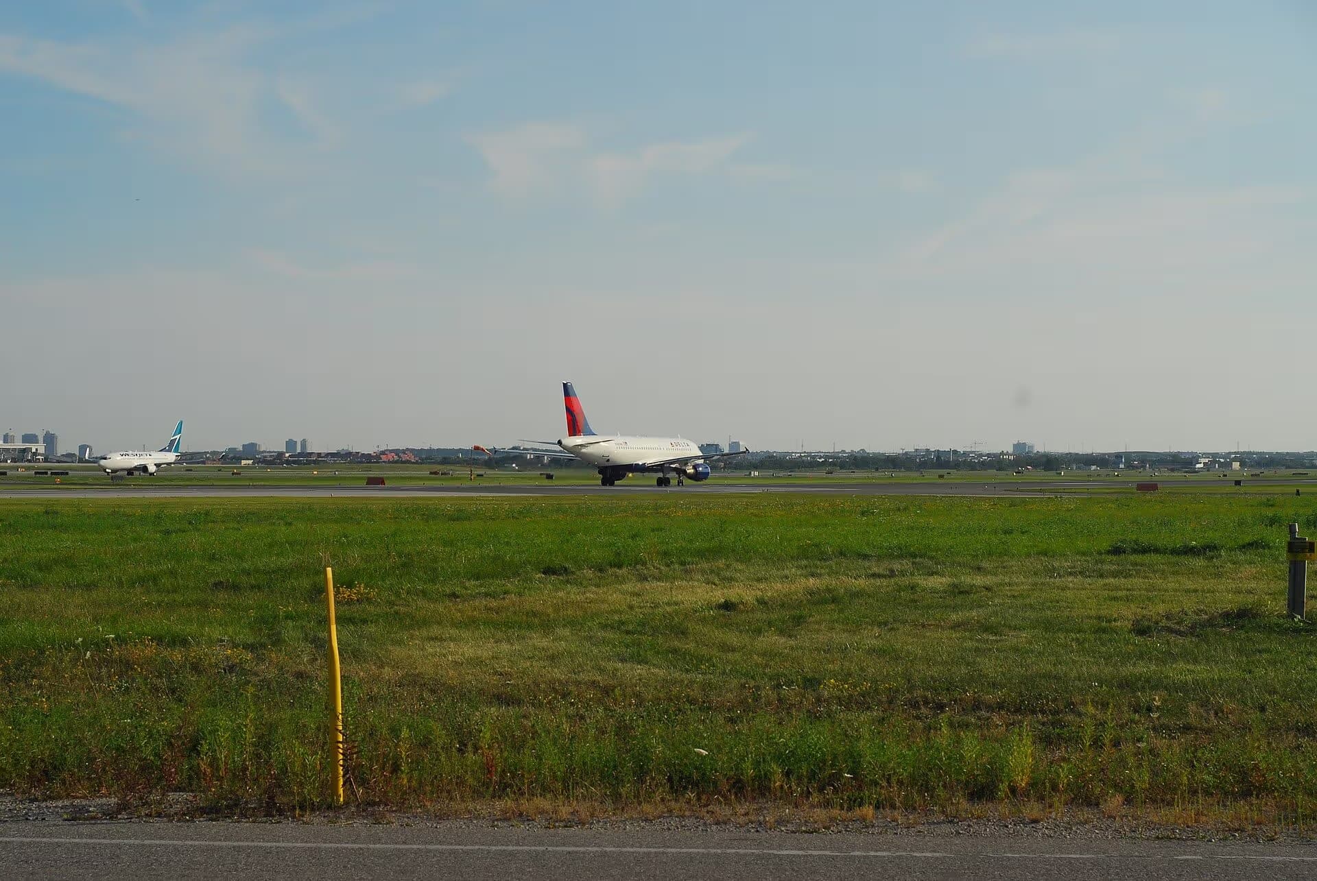 N343NB — Twin-engine aircraft