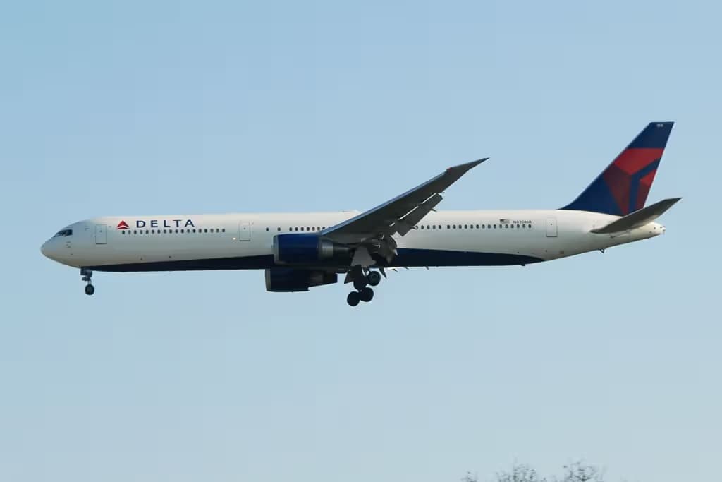 N830MH — Boeing