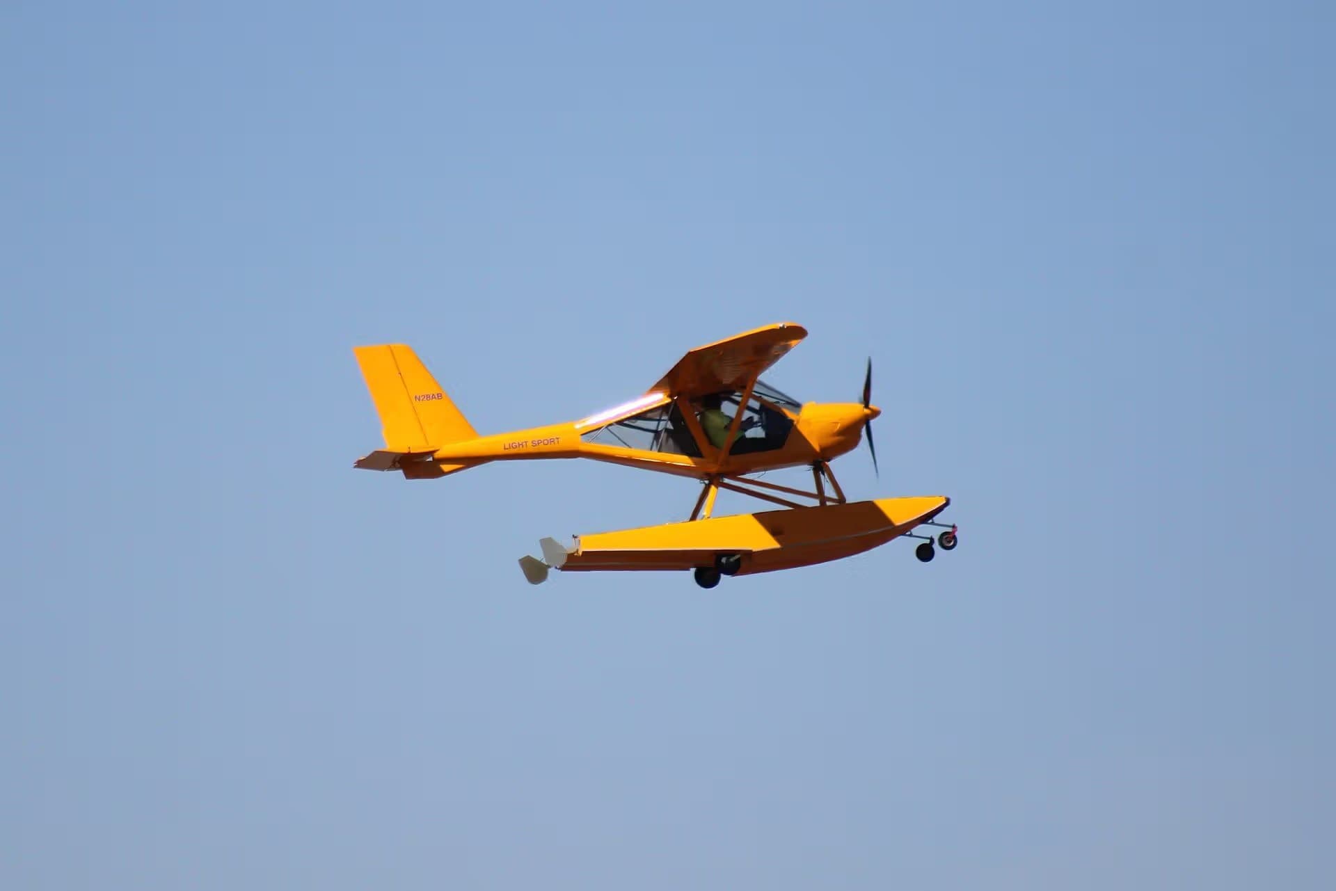 N28AB — Single-engine aircraft