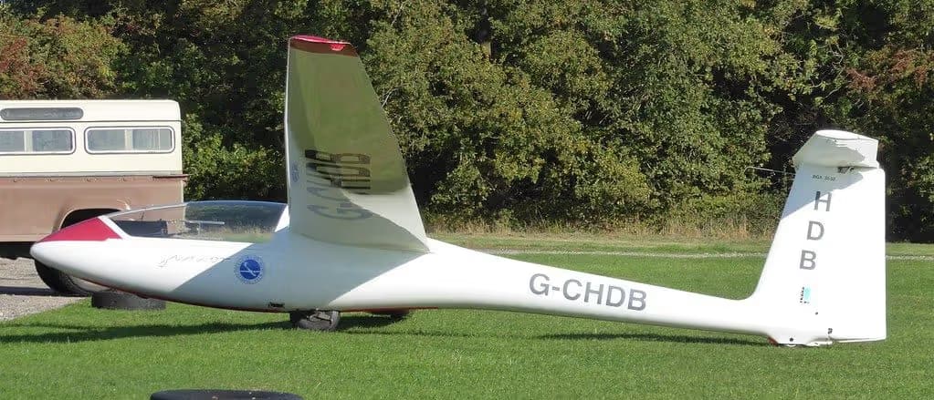 G-CHDB — Glider