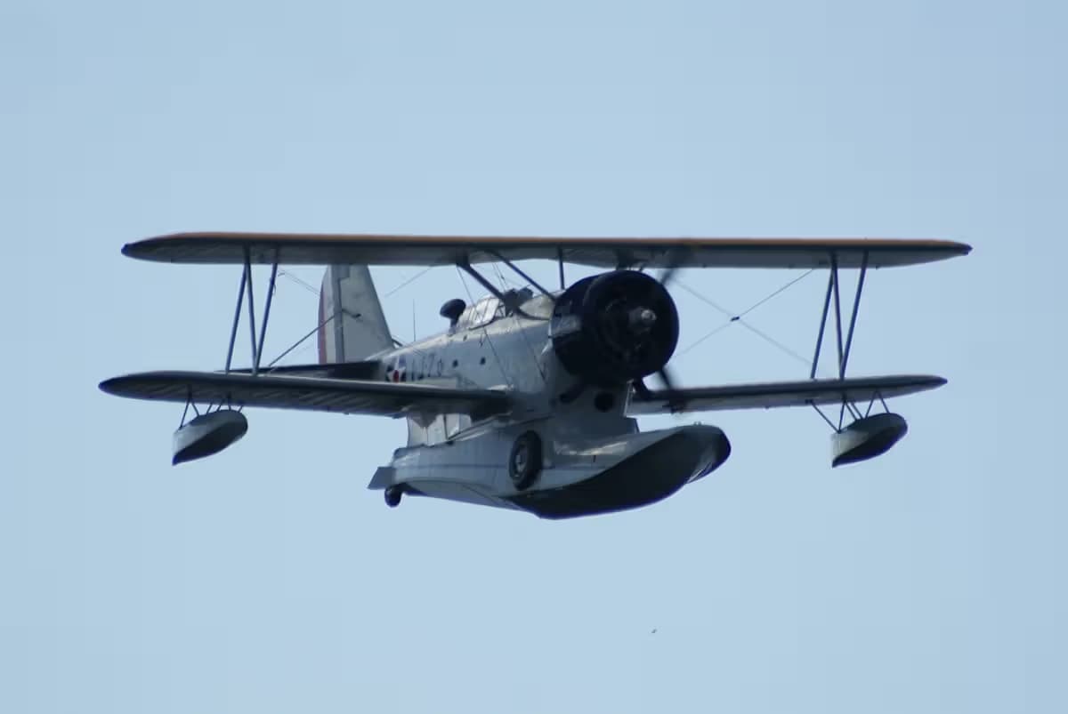 N1214N — Warbird