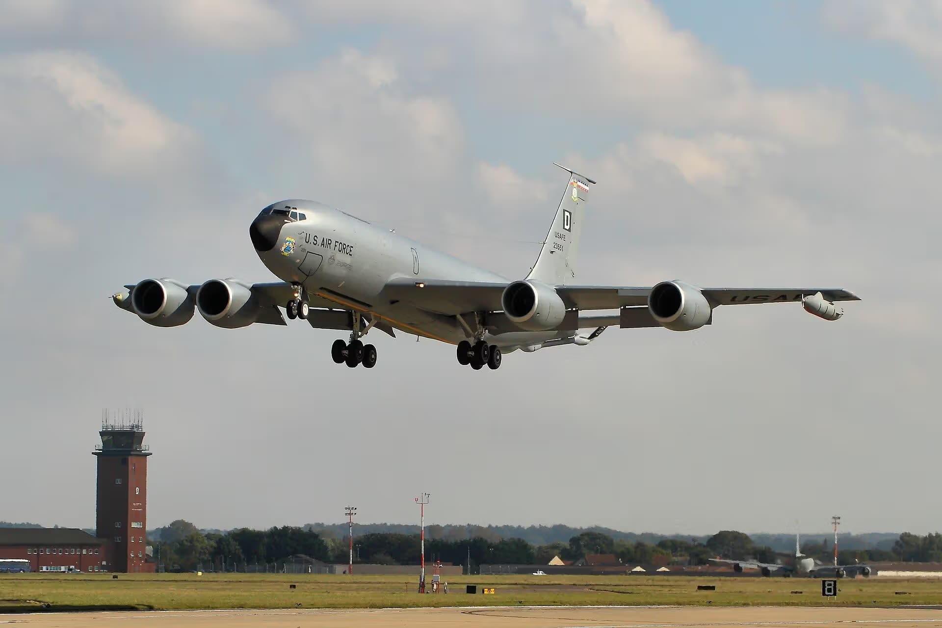 Unidentified — Boeing