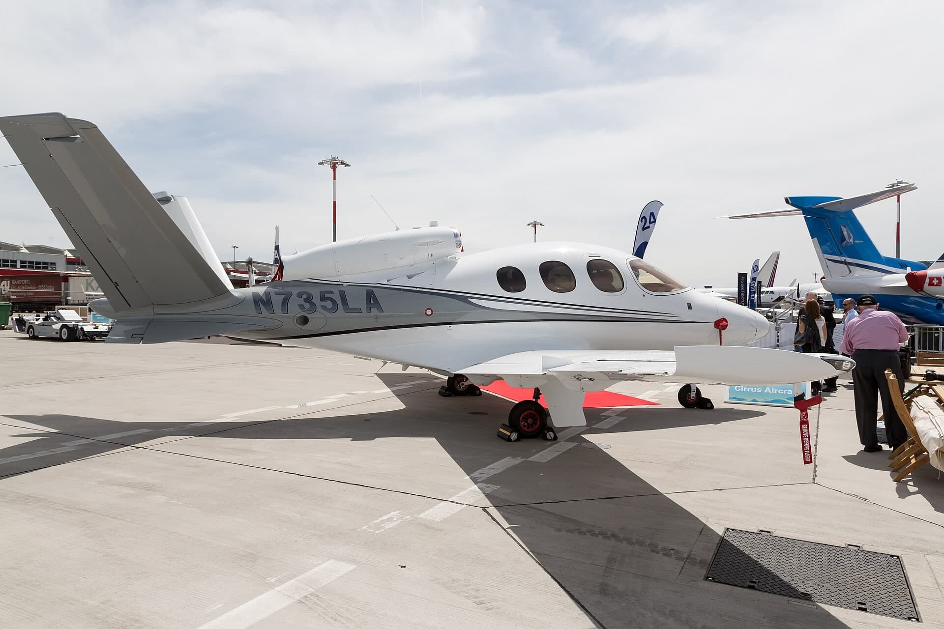 N735LA — Cirrus