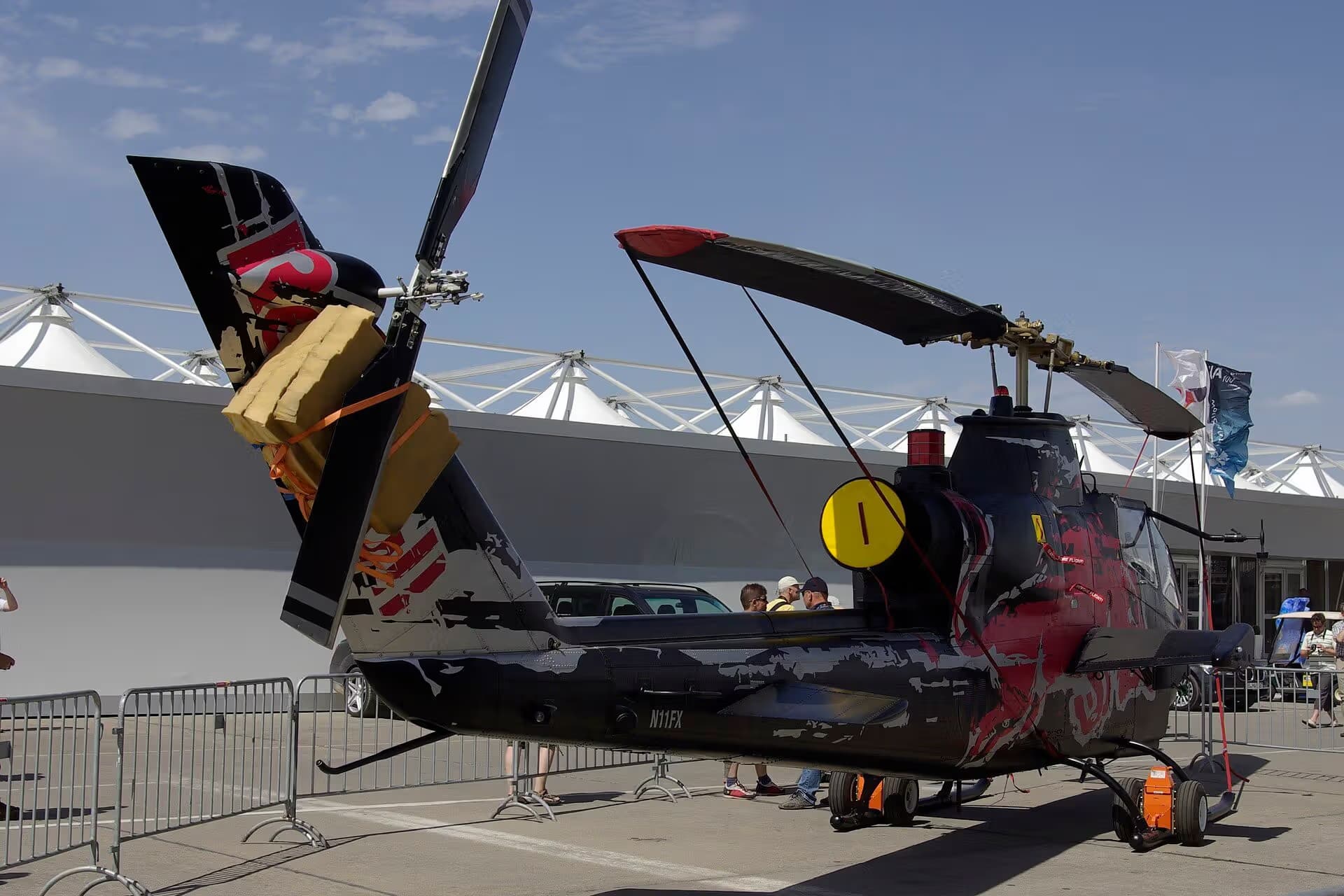 N11FX — Helicopter