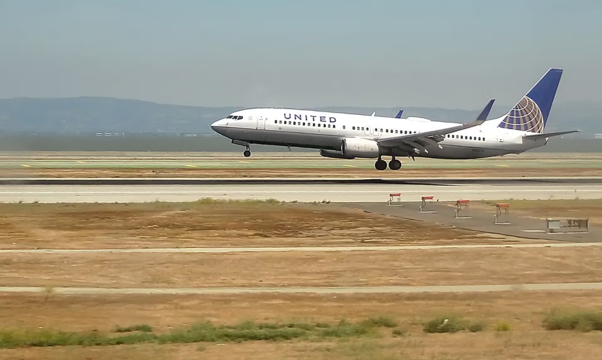 N12218 — Boeing
