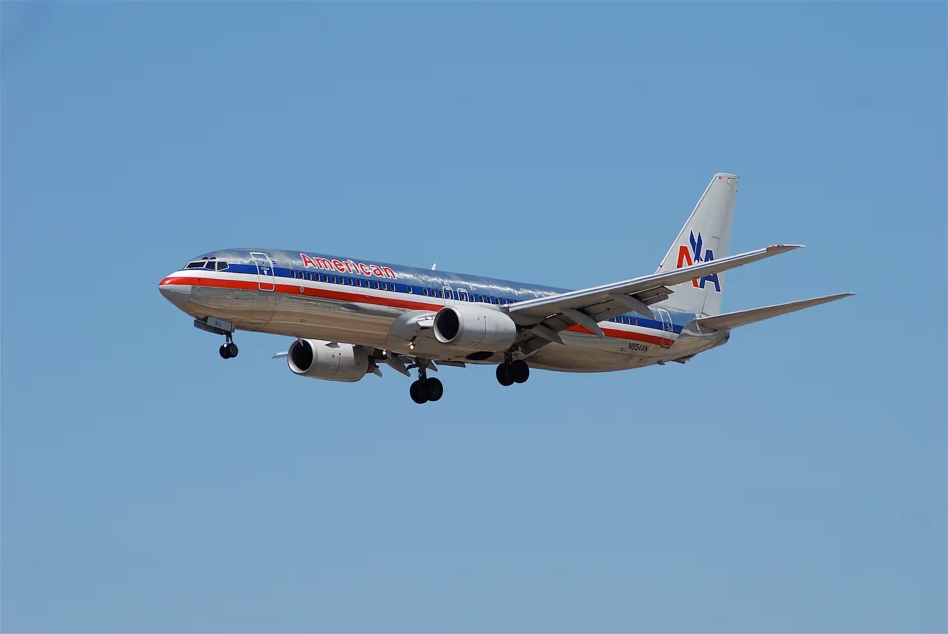 N954AN — Twin-engine aircraft