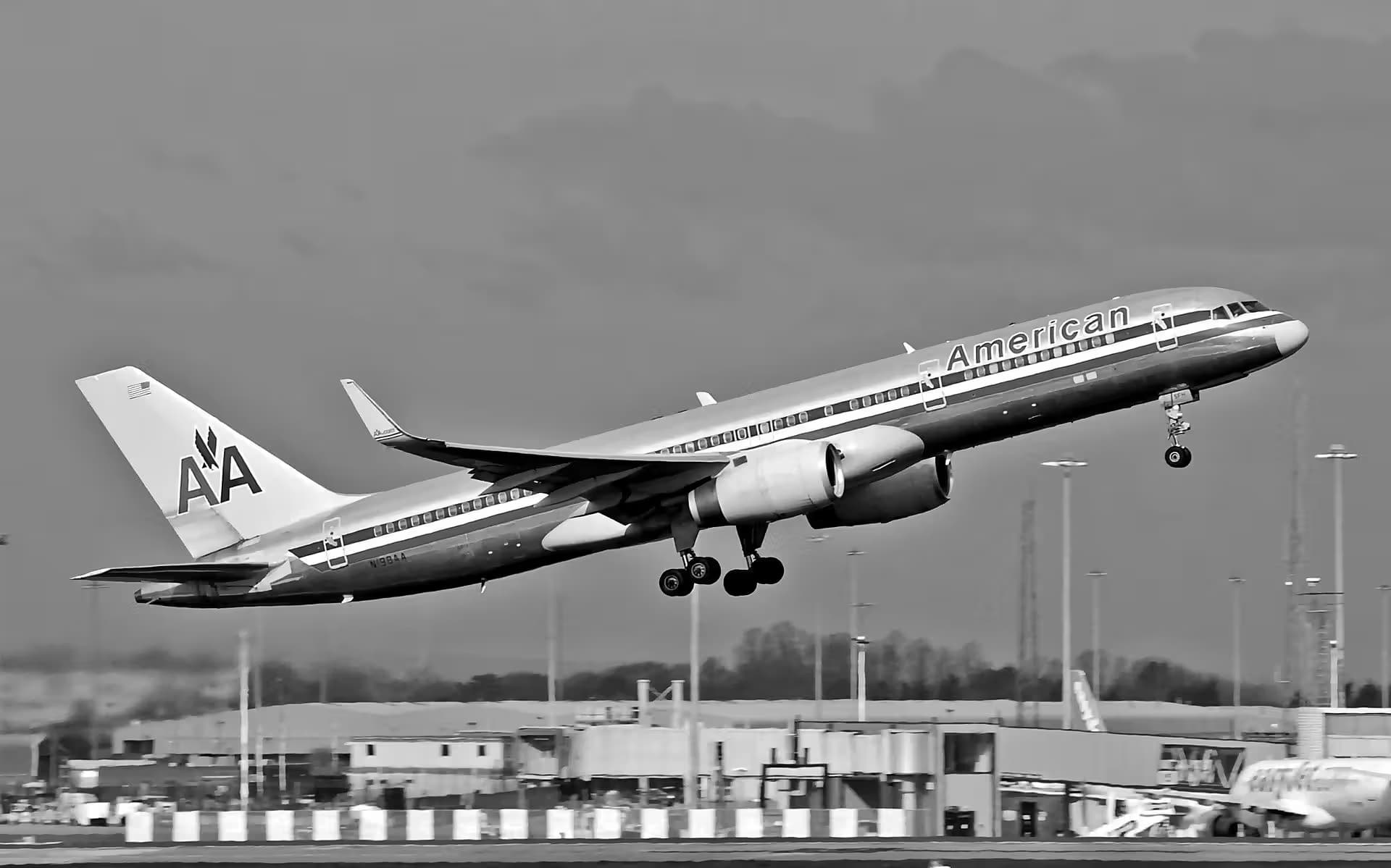 N198AA — Boeing