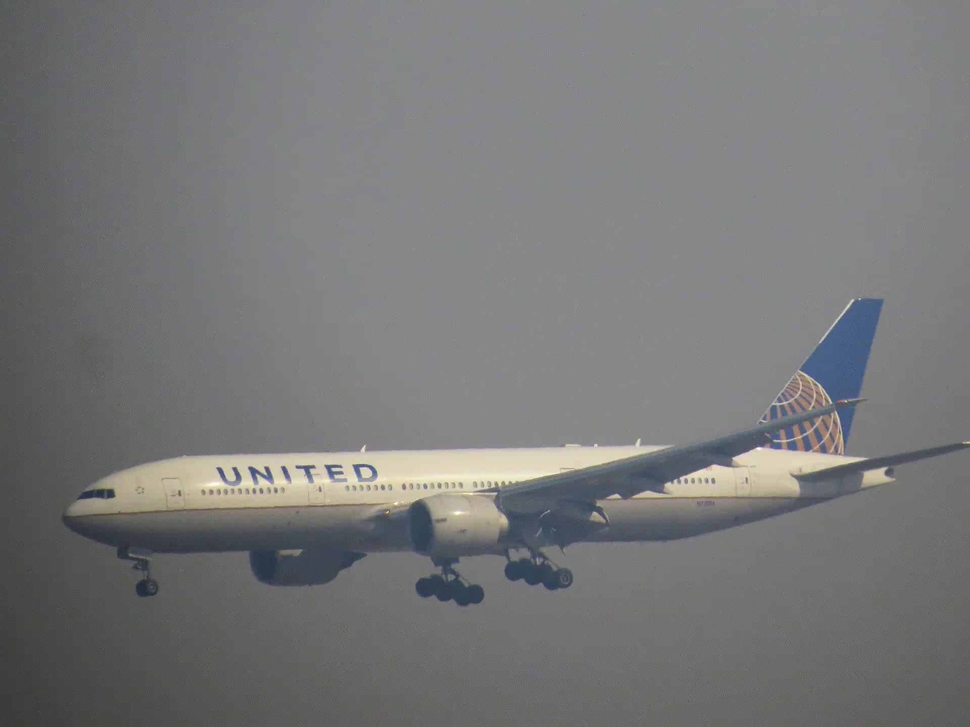 N77014 — Boeing
