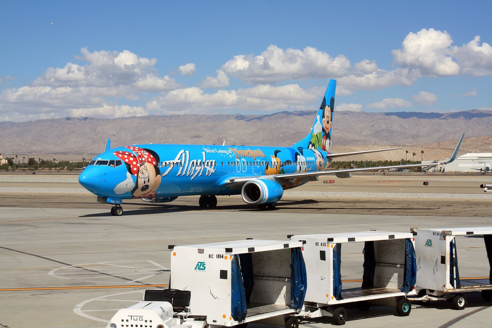 N318AS — Boeing