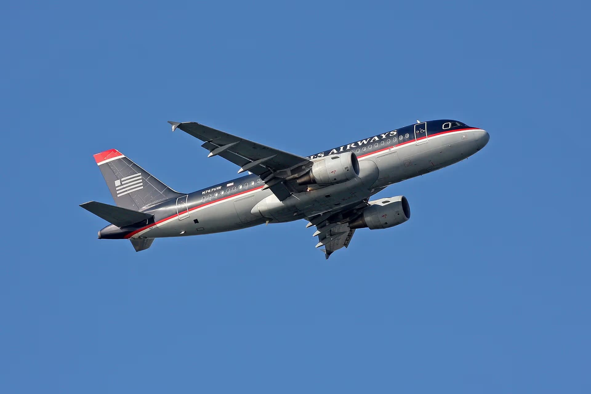 N767UW — Airbus