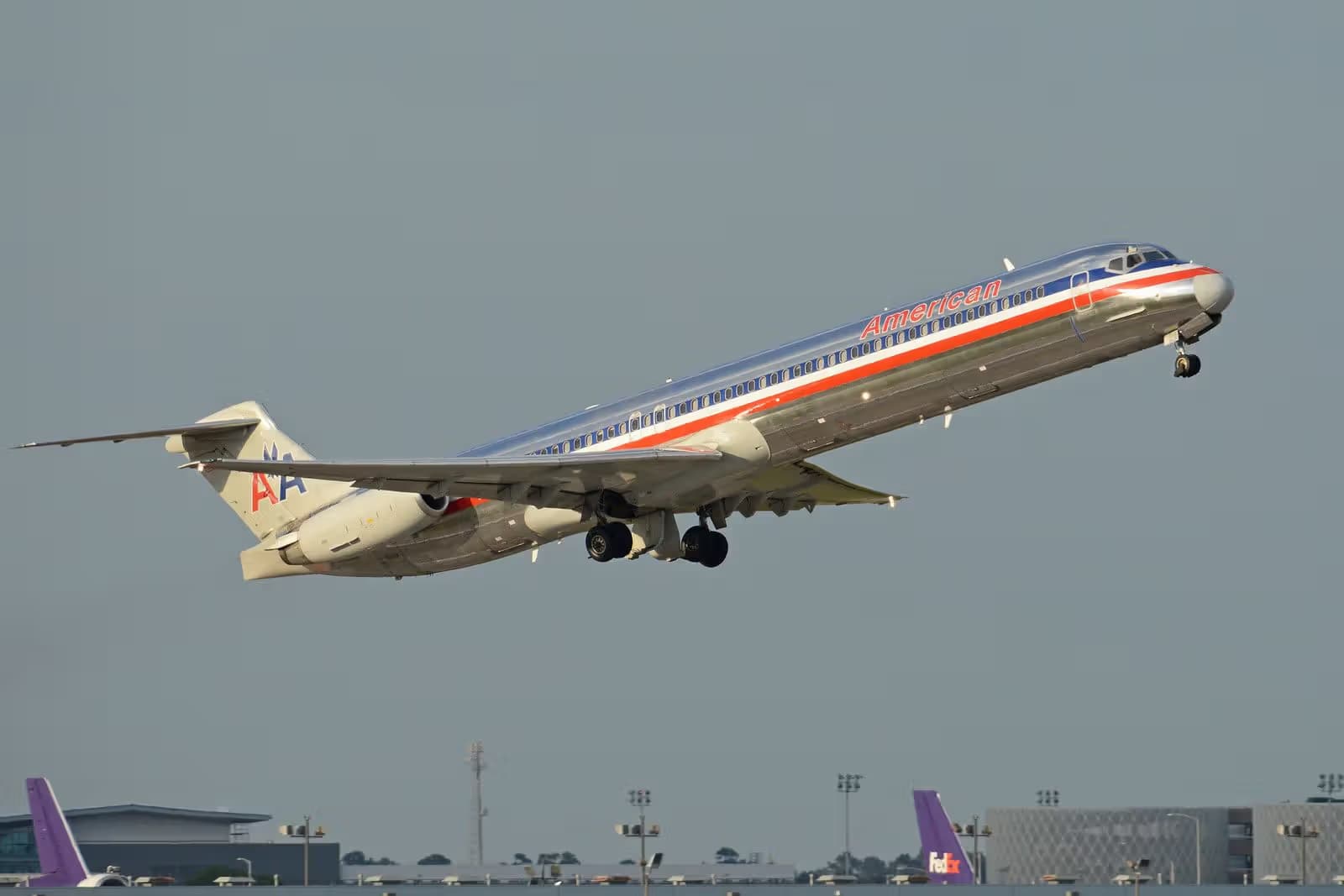 N970TW — Douglas