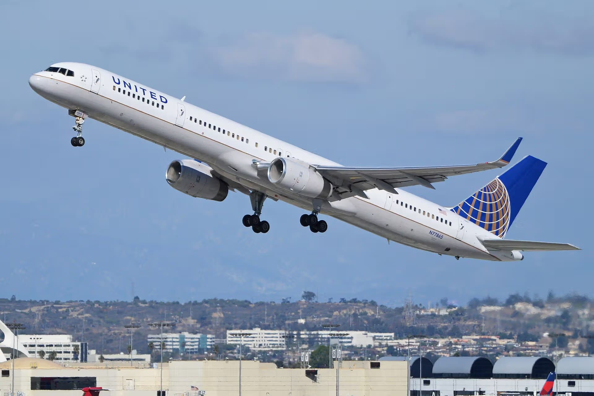 N77865 — Boeing