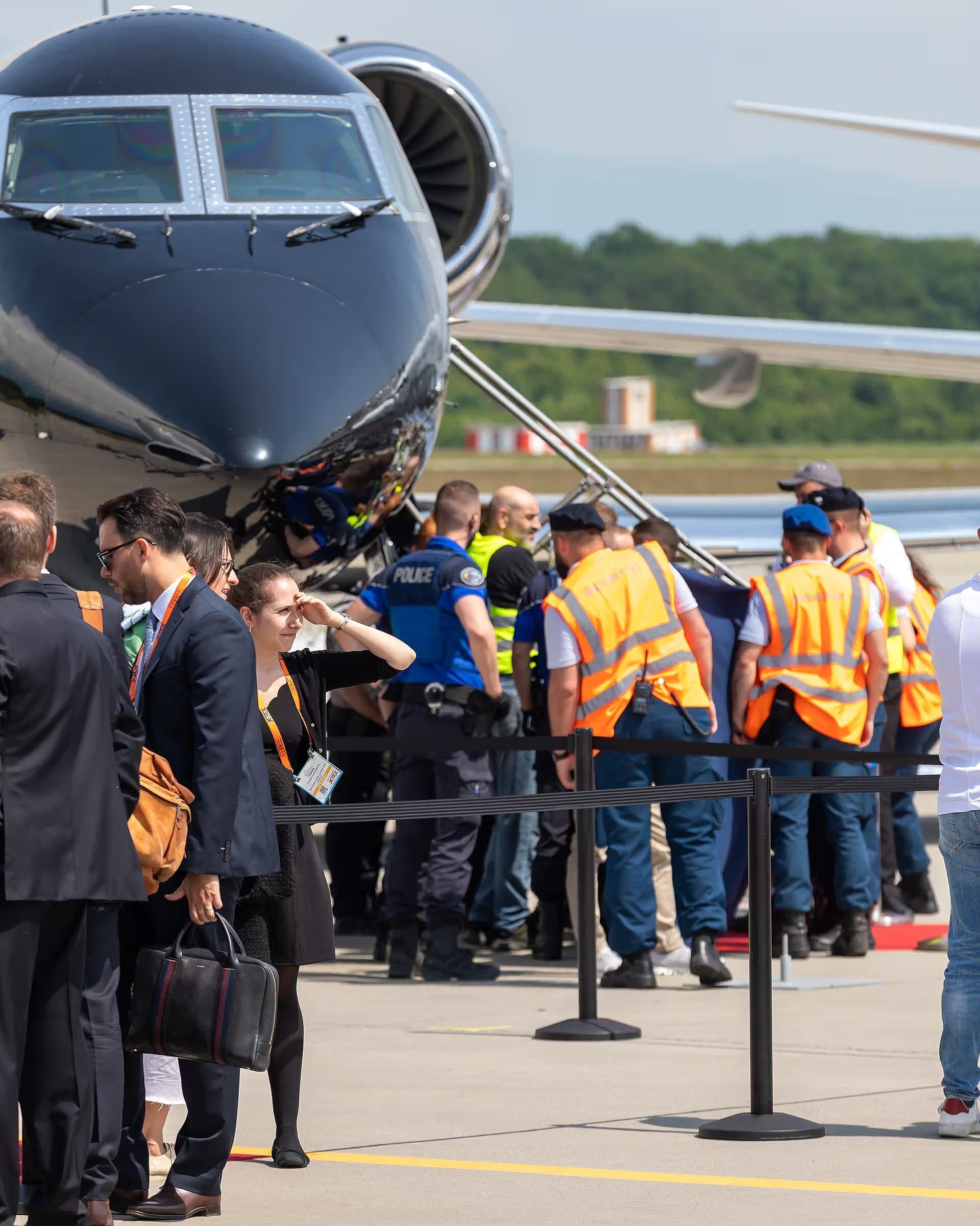 N330RW — Gulfstream