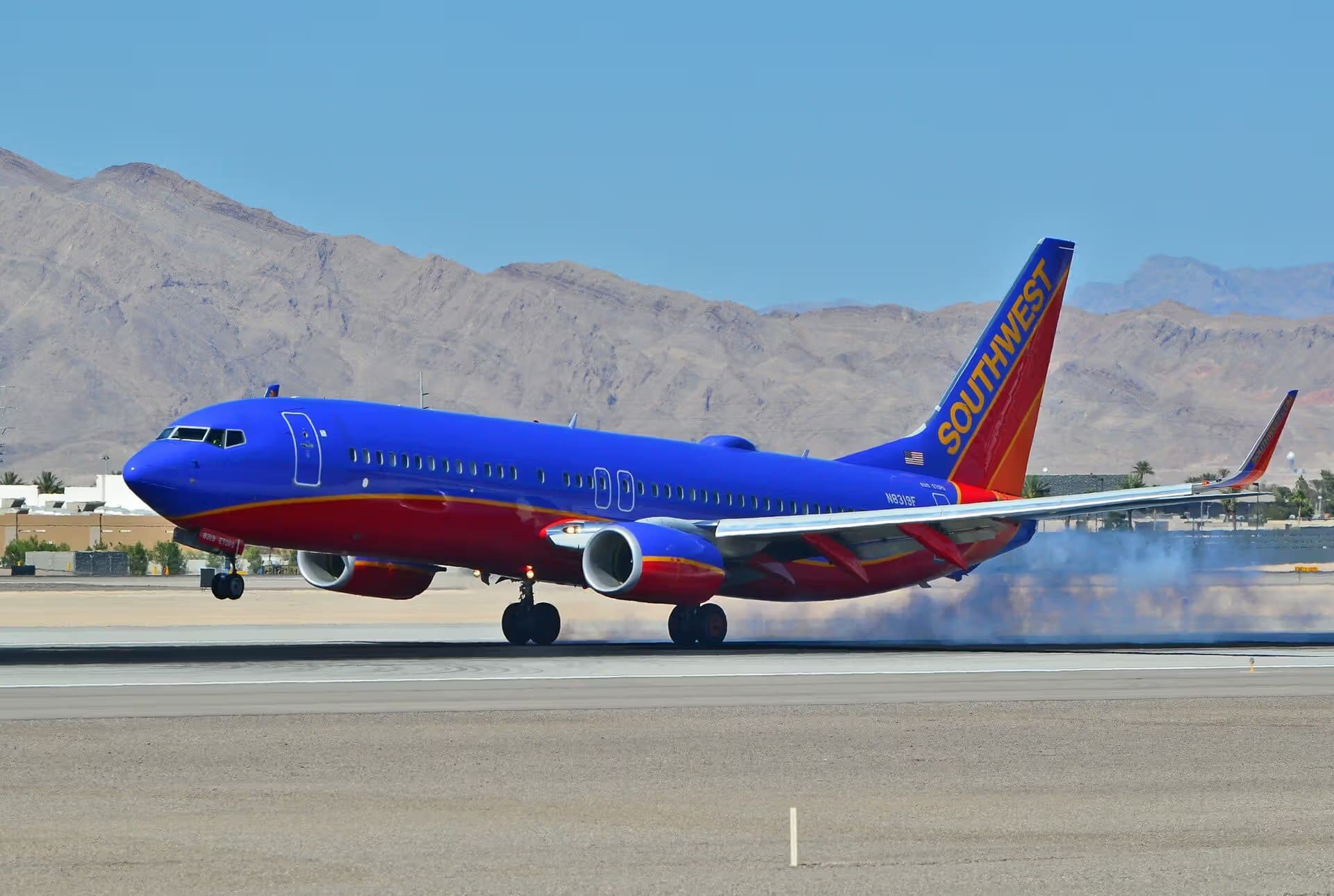 N8319F — Boeing