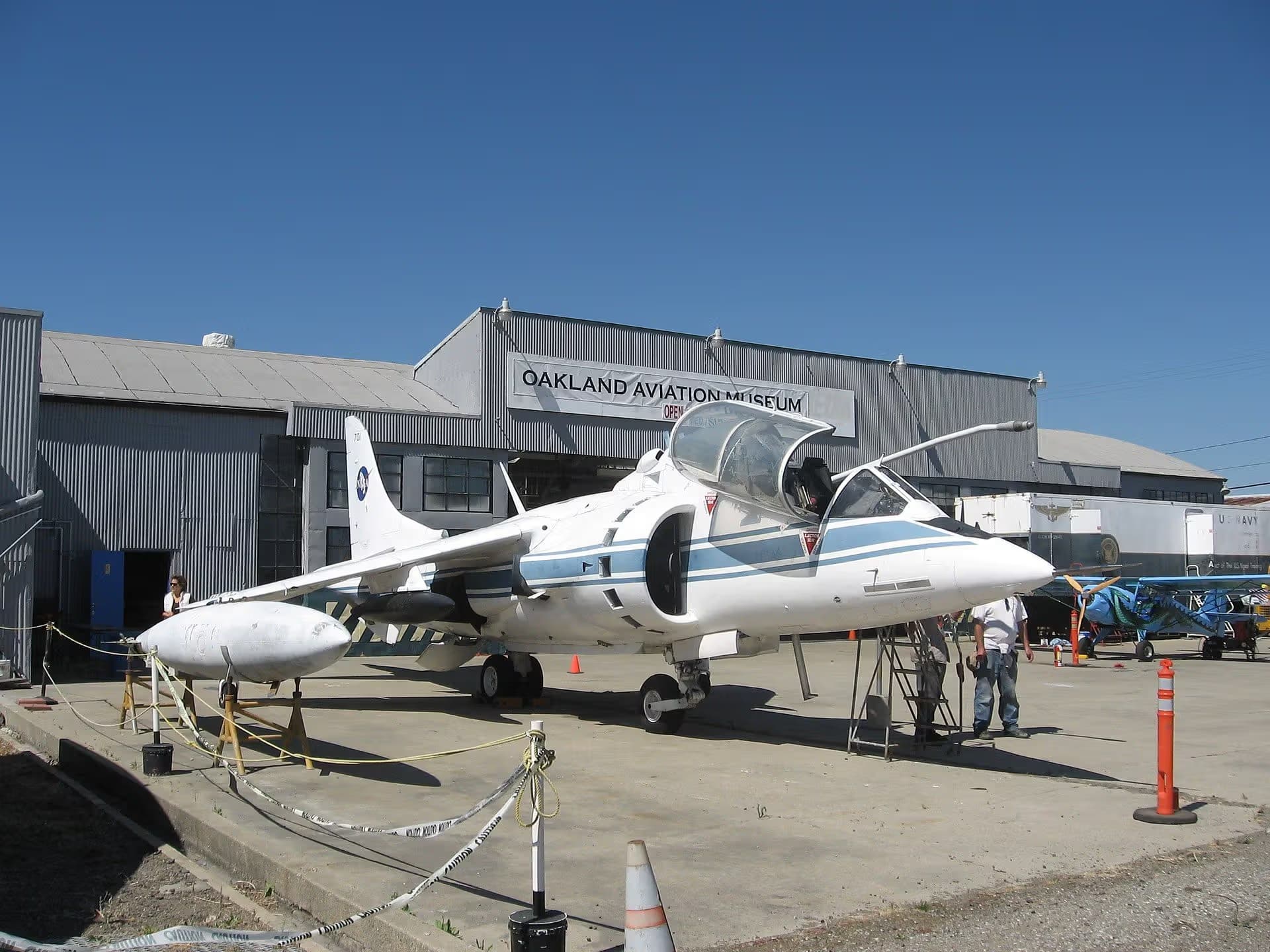 Unidentified — Business jet