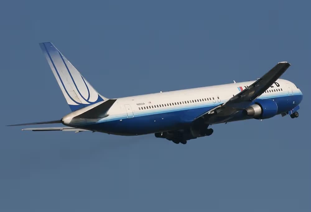 N660UA — Boeing