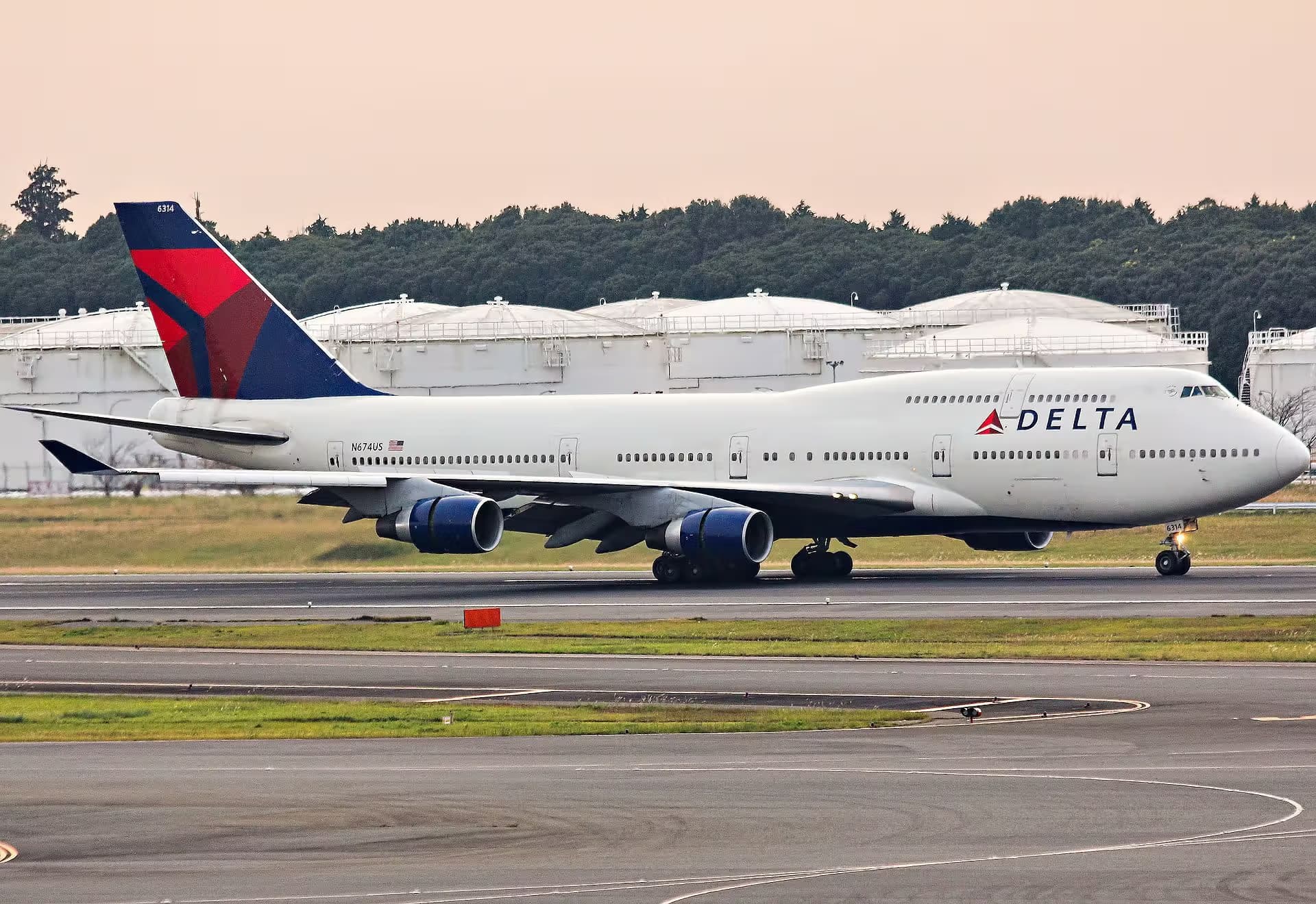 N674US — Boeing
