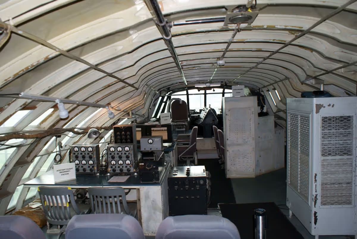 Unidentified — Aircraft