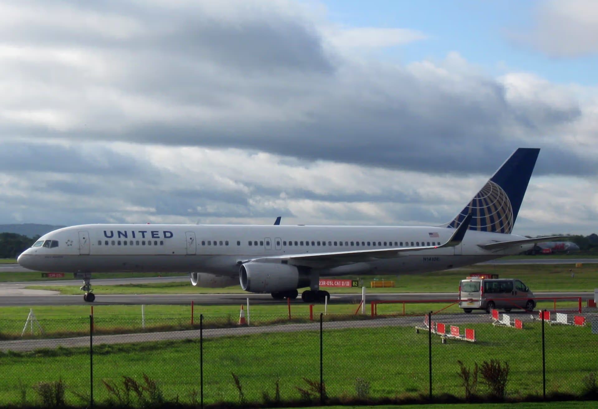 N14106 — Boeing