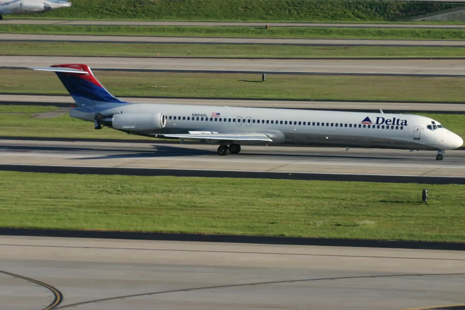 N984DL — Douglas
