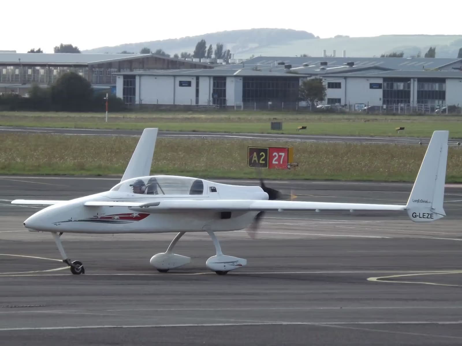 G-LEZE — Aircraft
