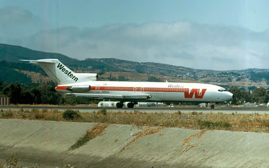 N2805W — Aircraft