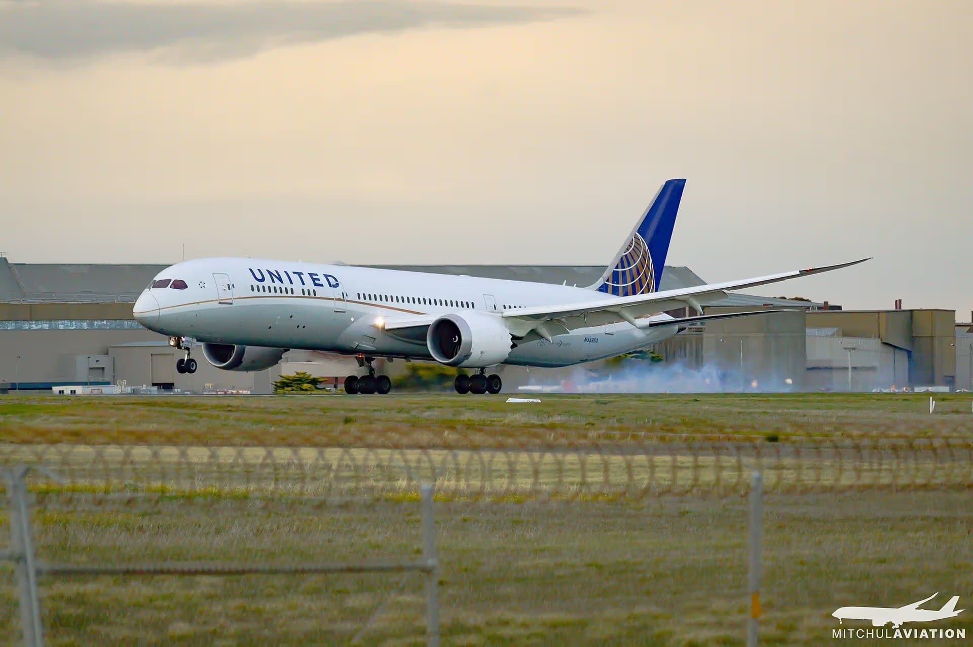 N35953 — Boeing at Melbourne Airport