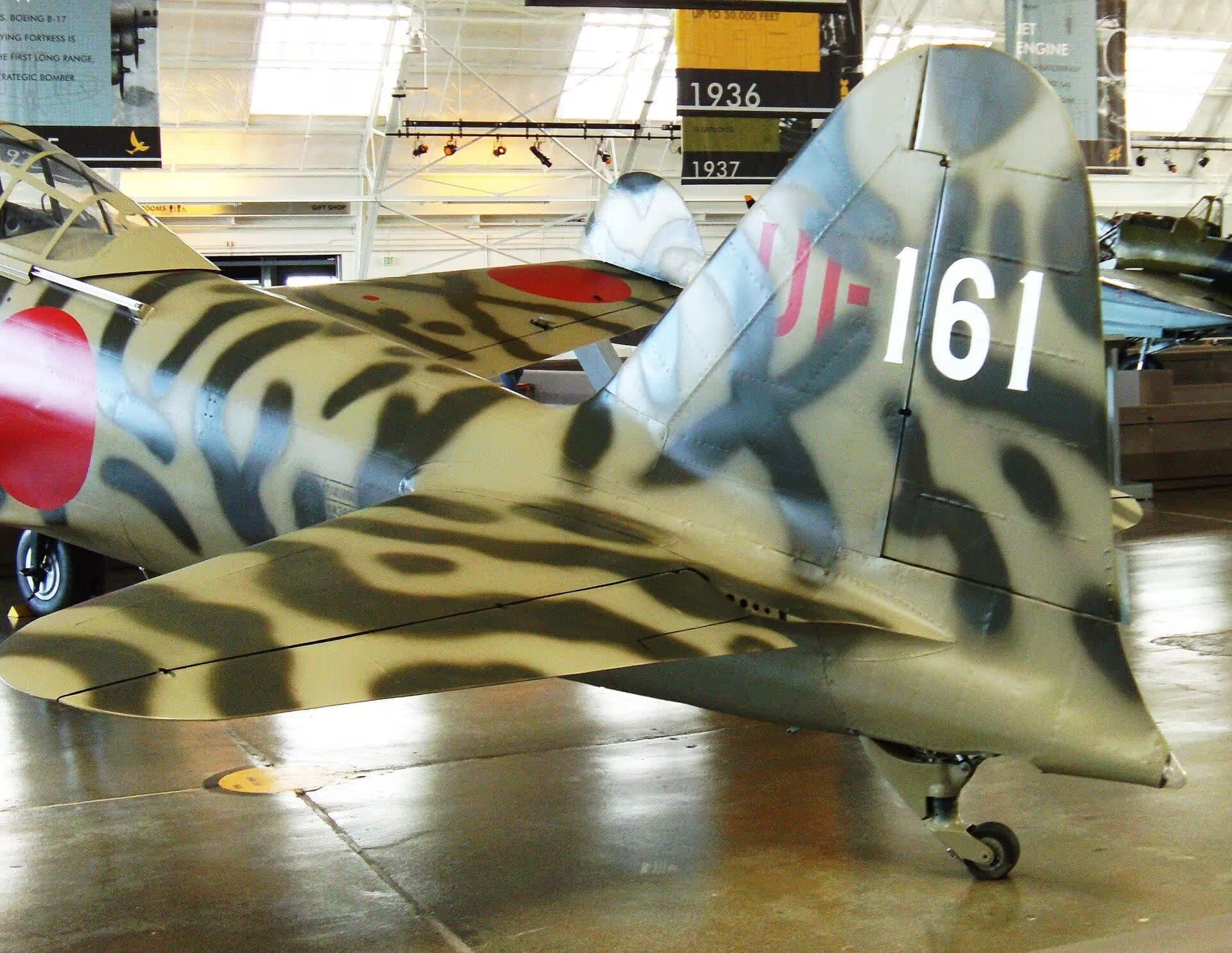 N3852 — Warbird