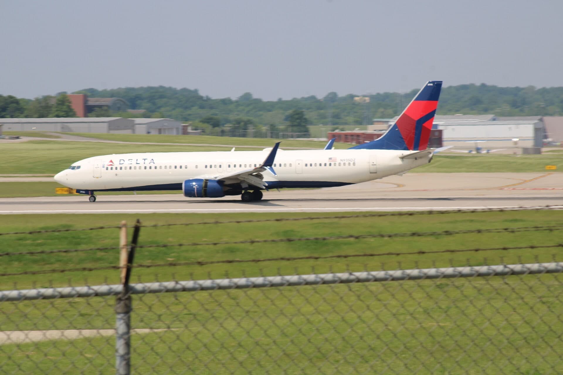 N935DZ — Boeing