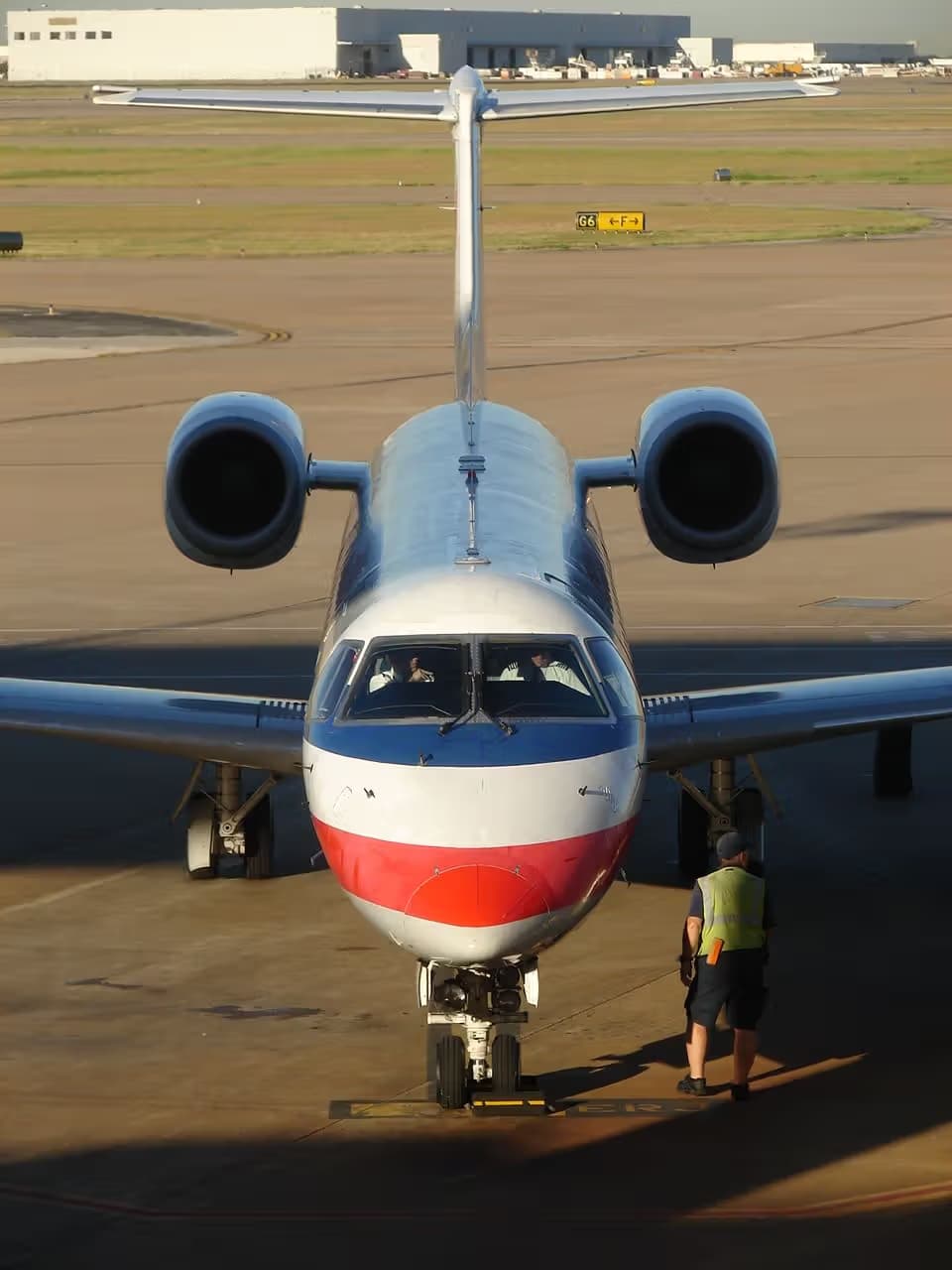N850AE — Embraer