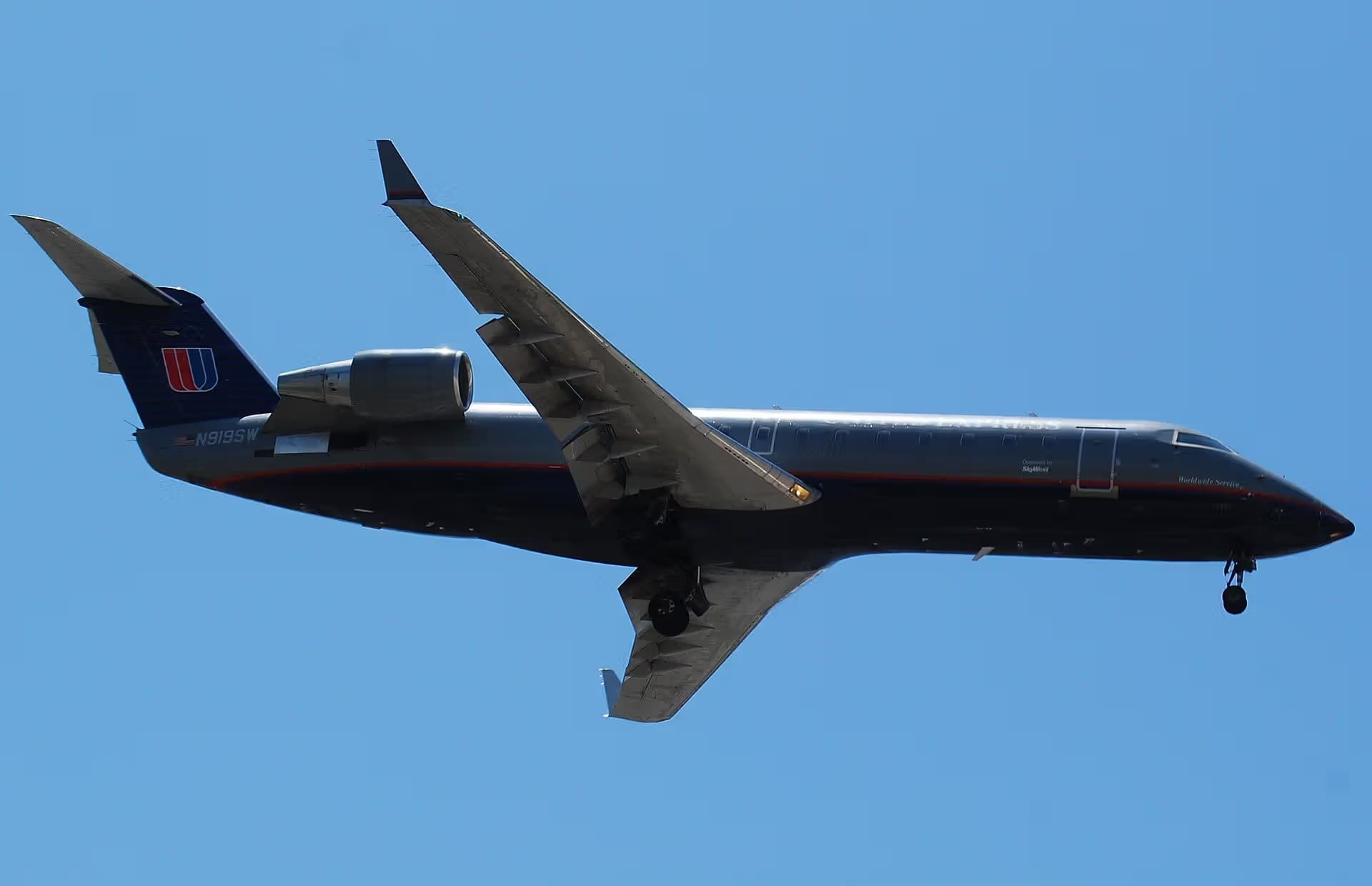 N919SW — Twin-engine aircraft