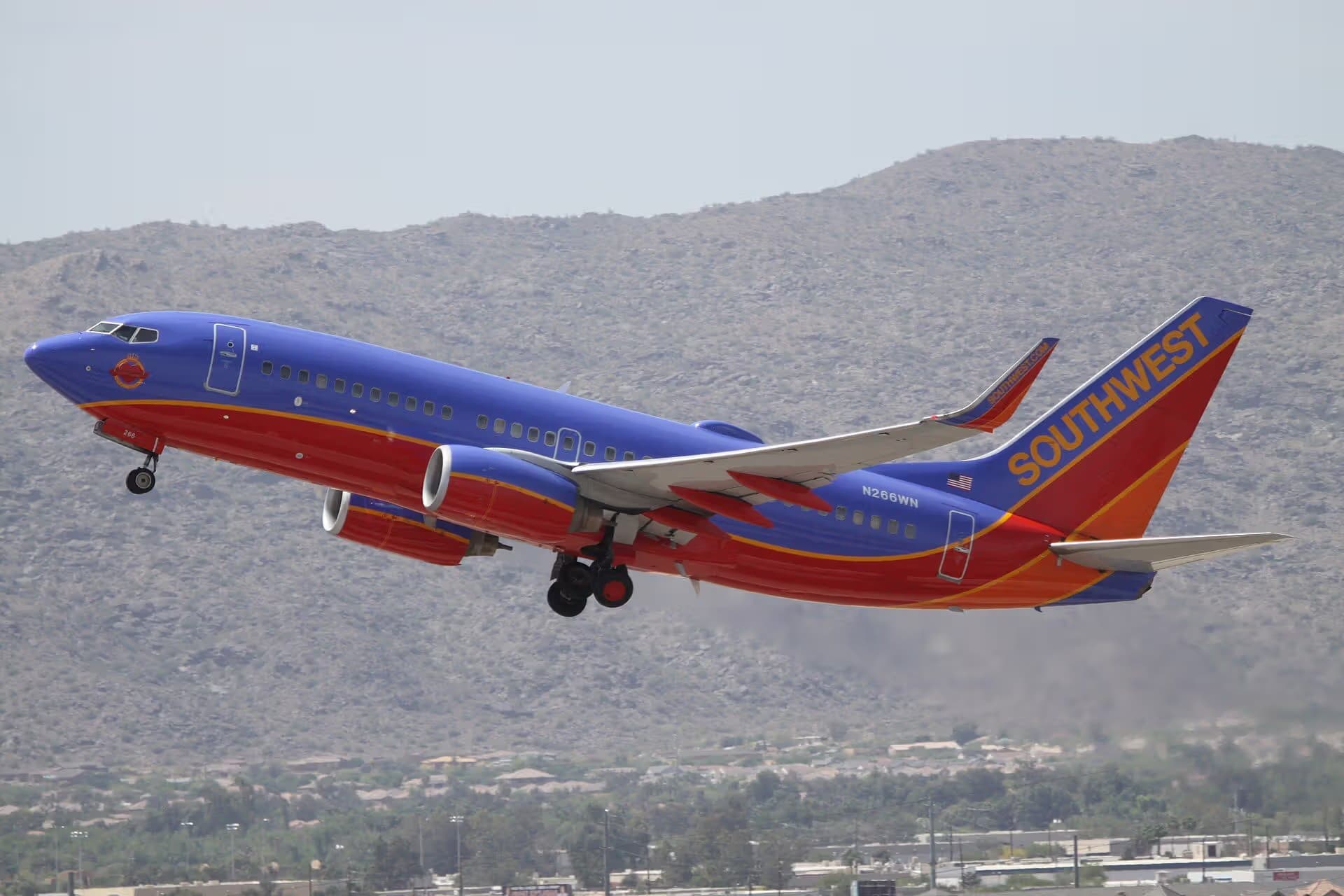 N266WN — Boeing