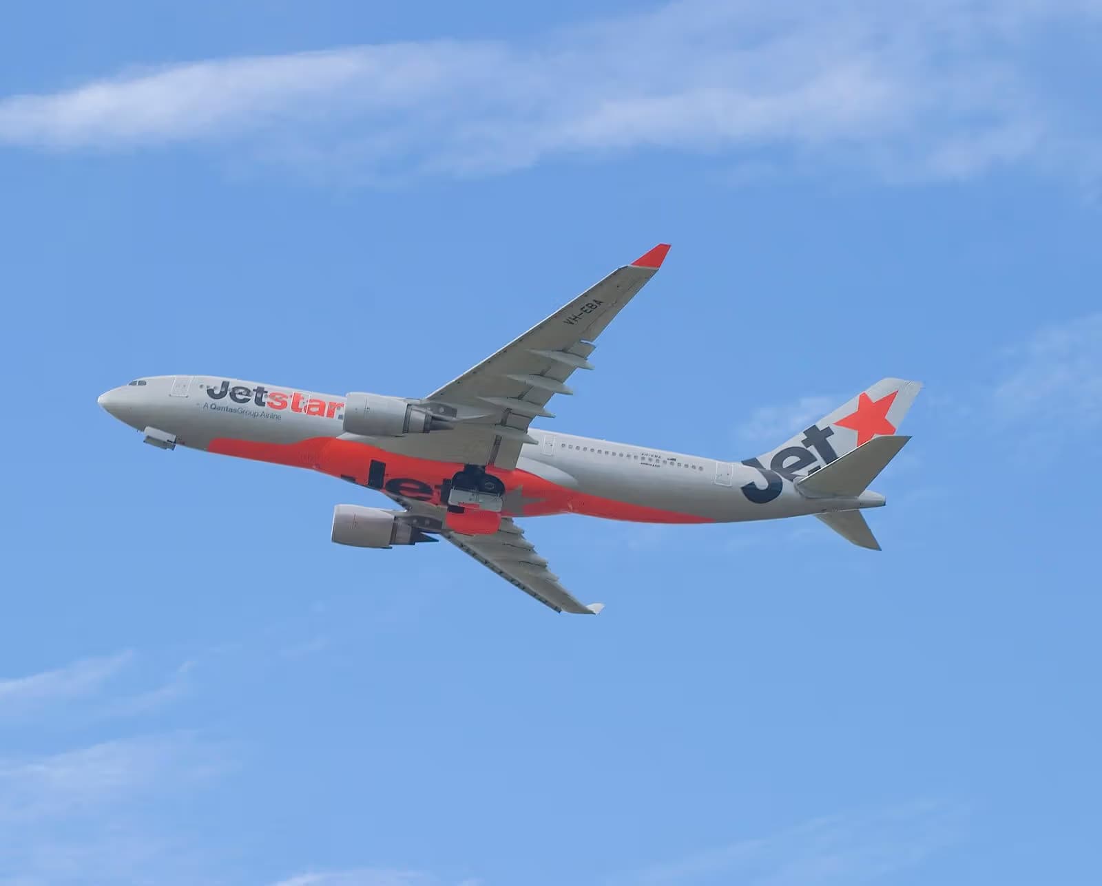 VH-EBA — Airbus