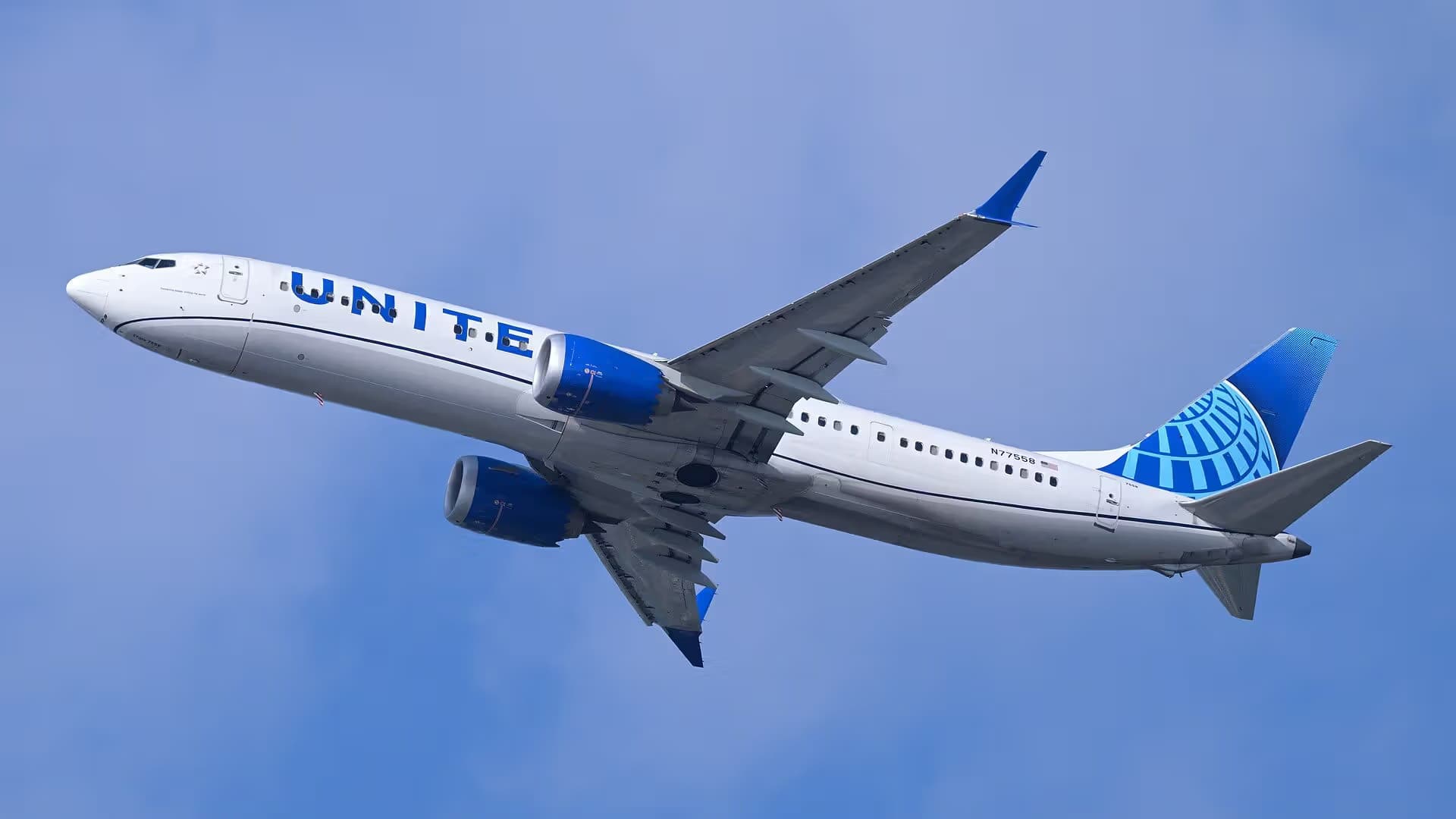N77558 — Boeing