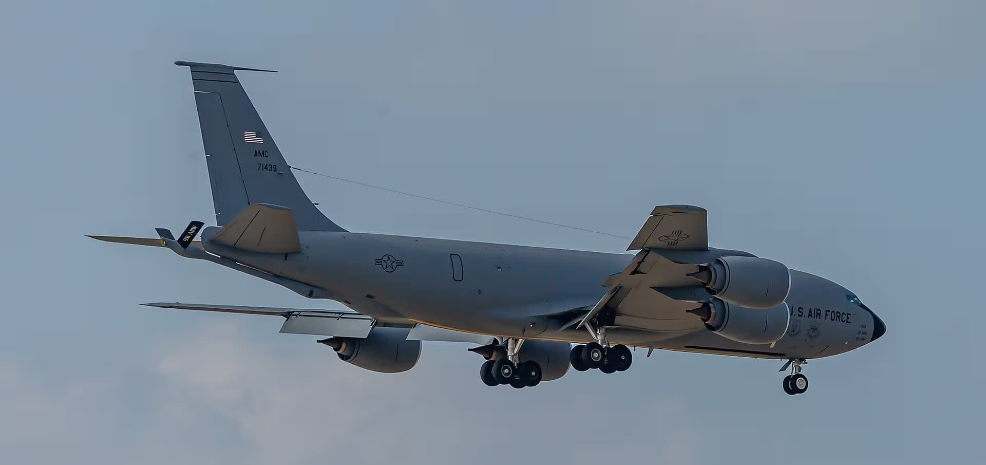 Unidentified — Aircraft