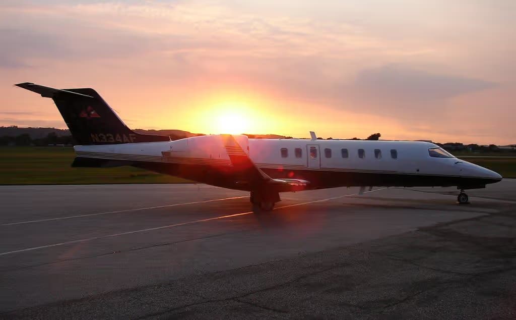N334AF — Diamond