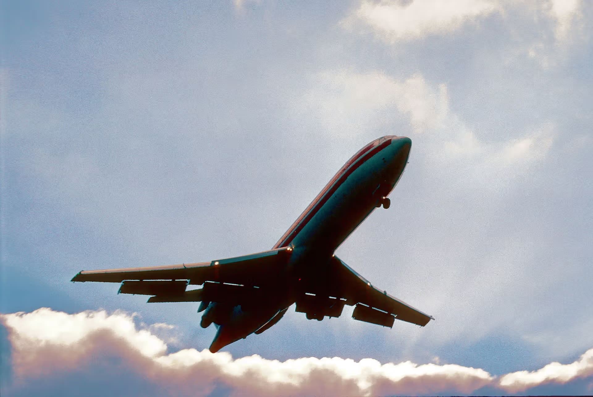 N278US — Aircraft