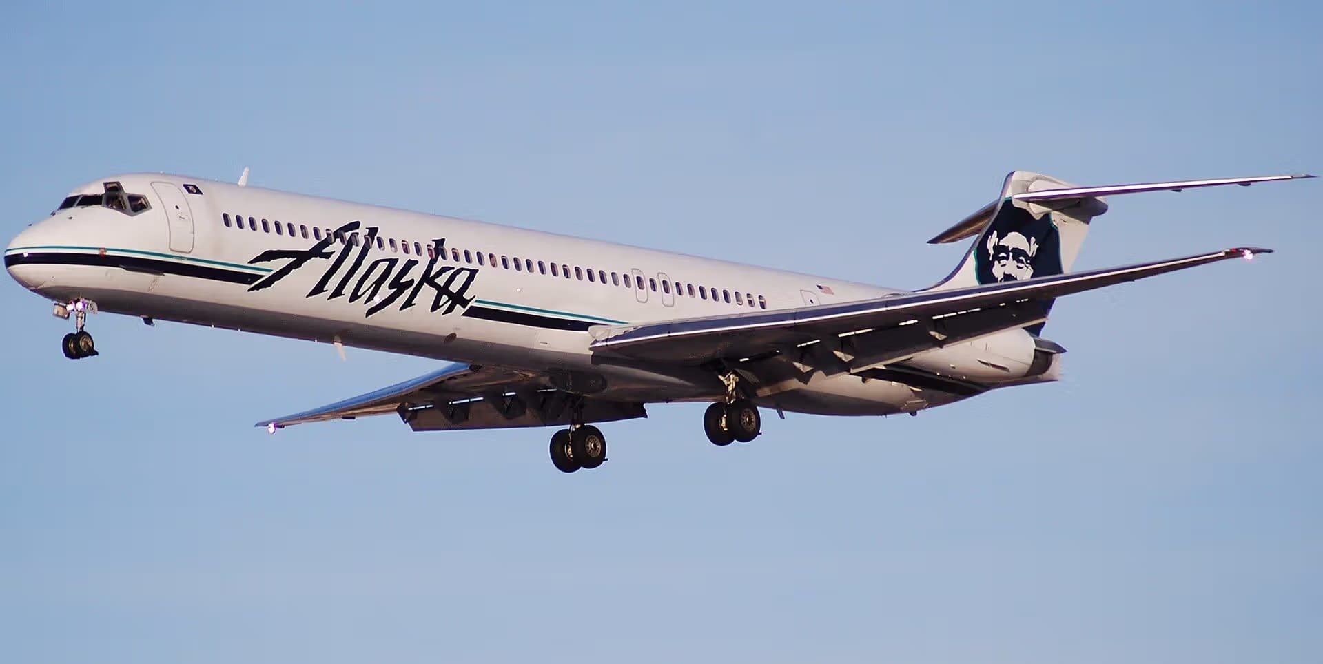 N975AS — Douglas