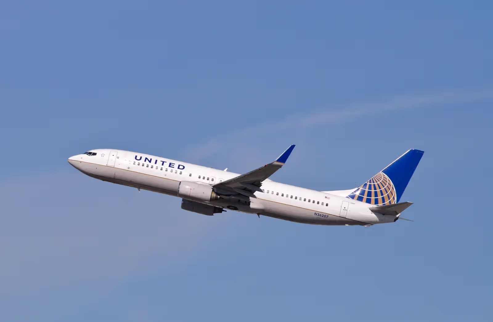N36207 — Boeing