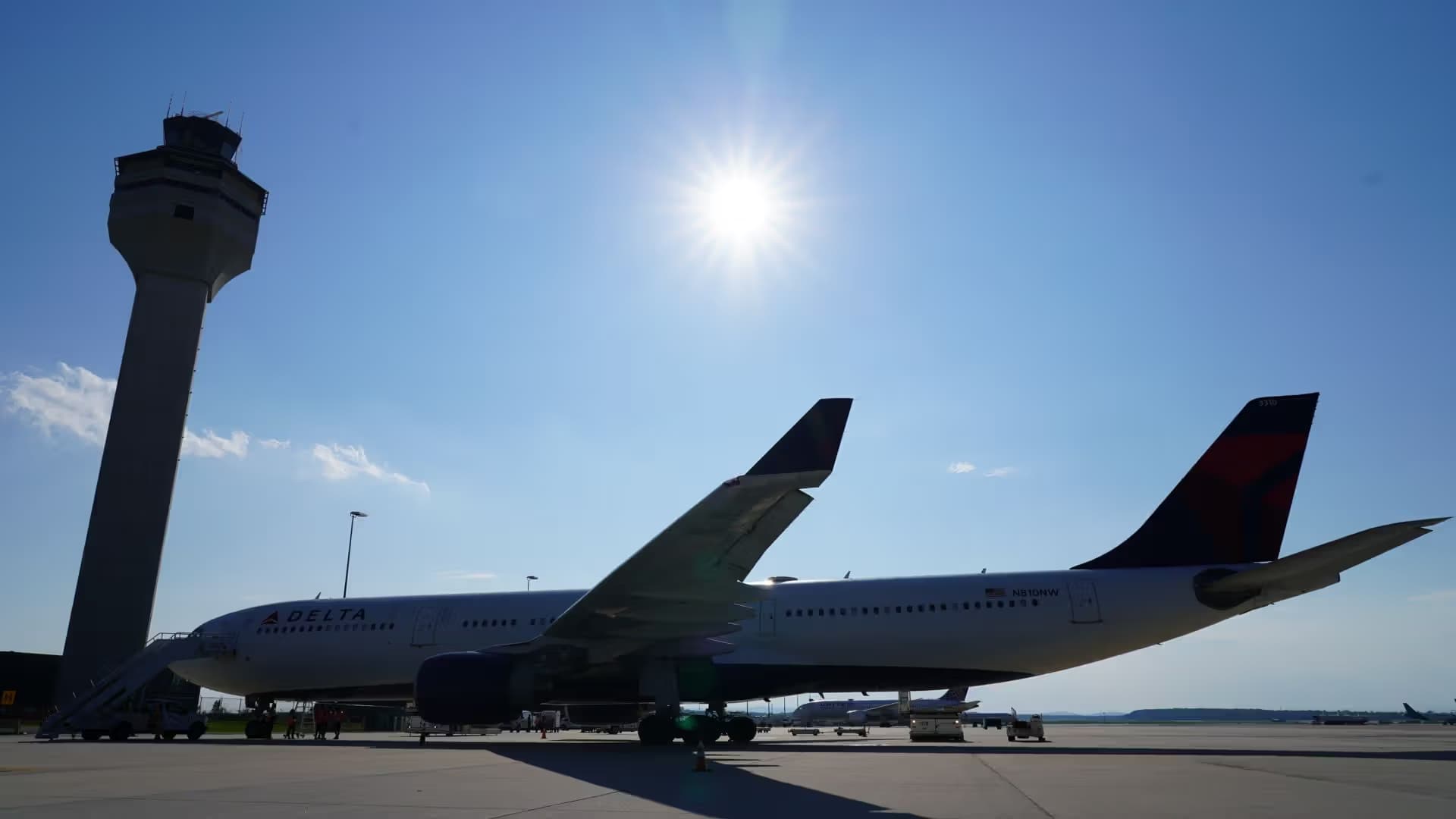 N810NW — Boeing