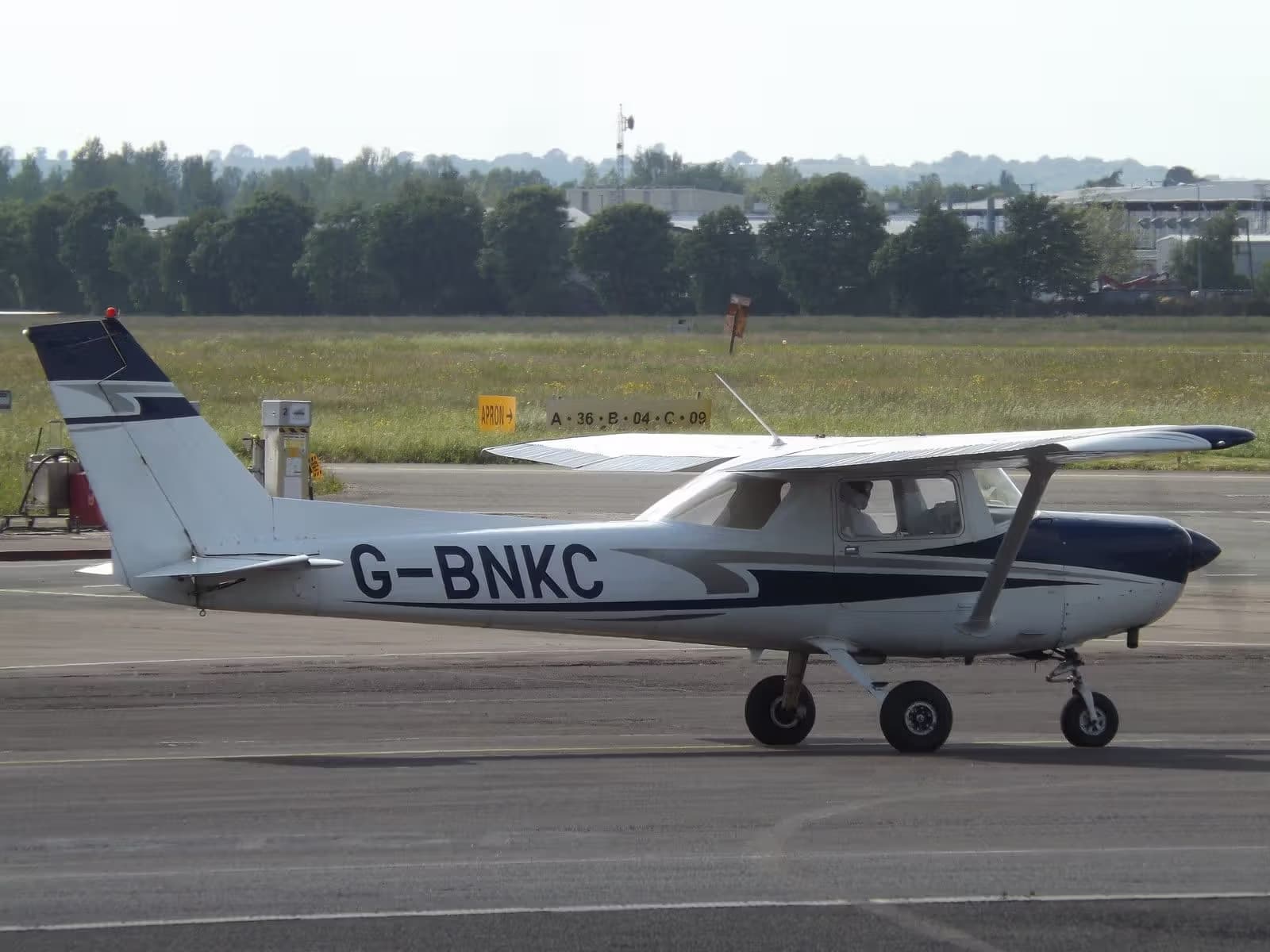 G-BNKC — Cessna
