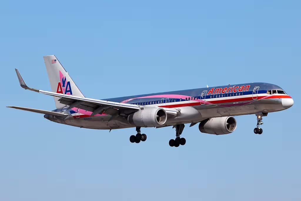 N664AA — Boeing