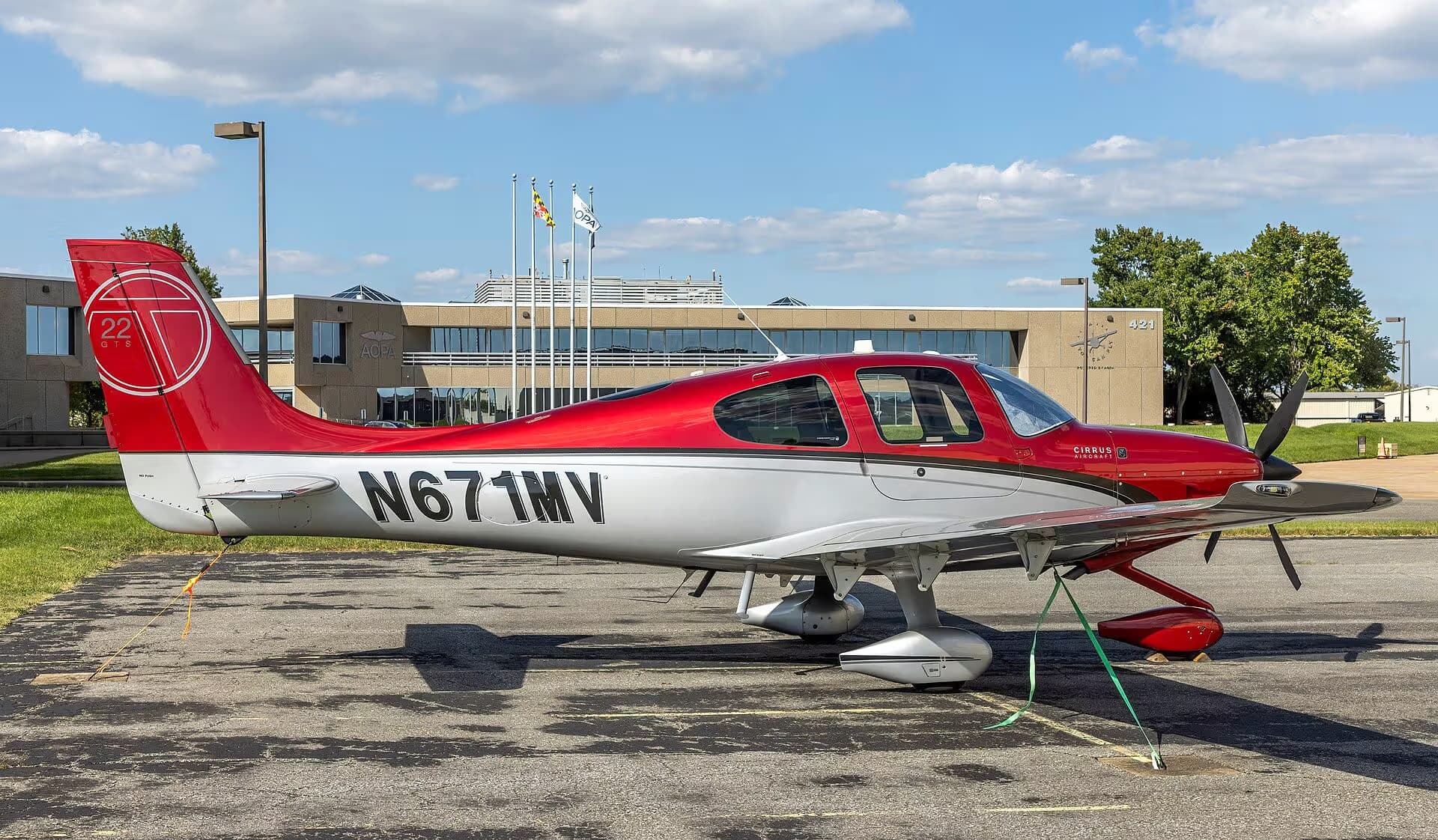 N671MV — Cirrus